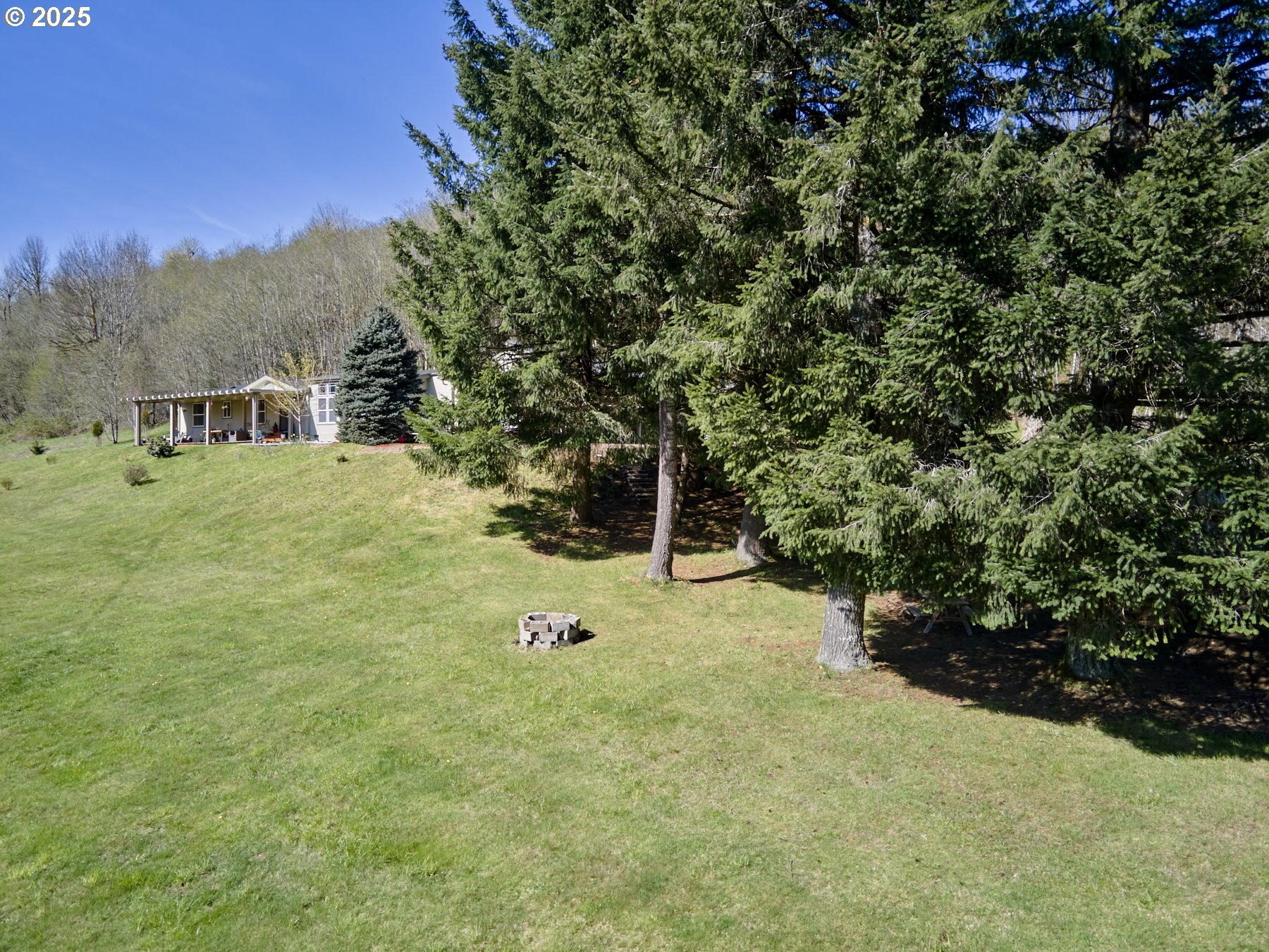 53 BUNTING DR