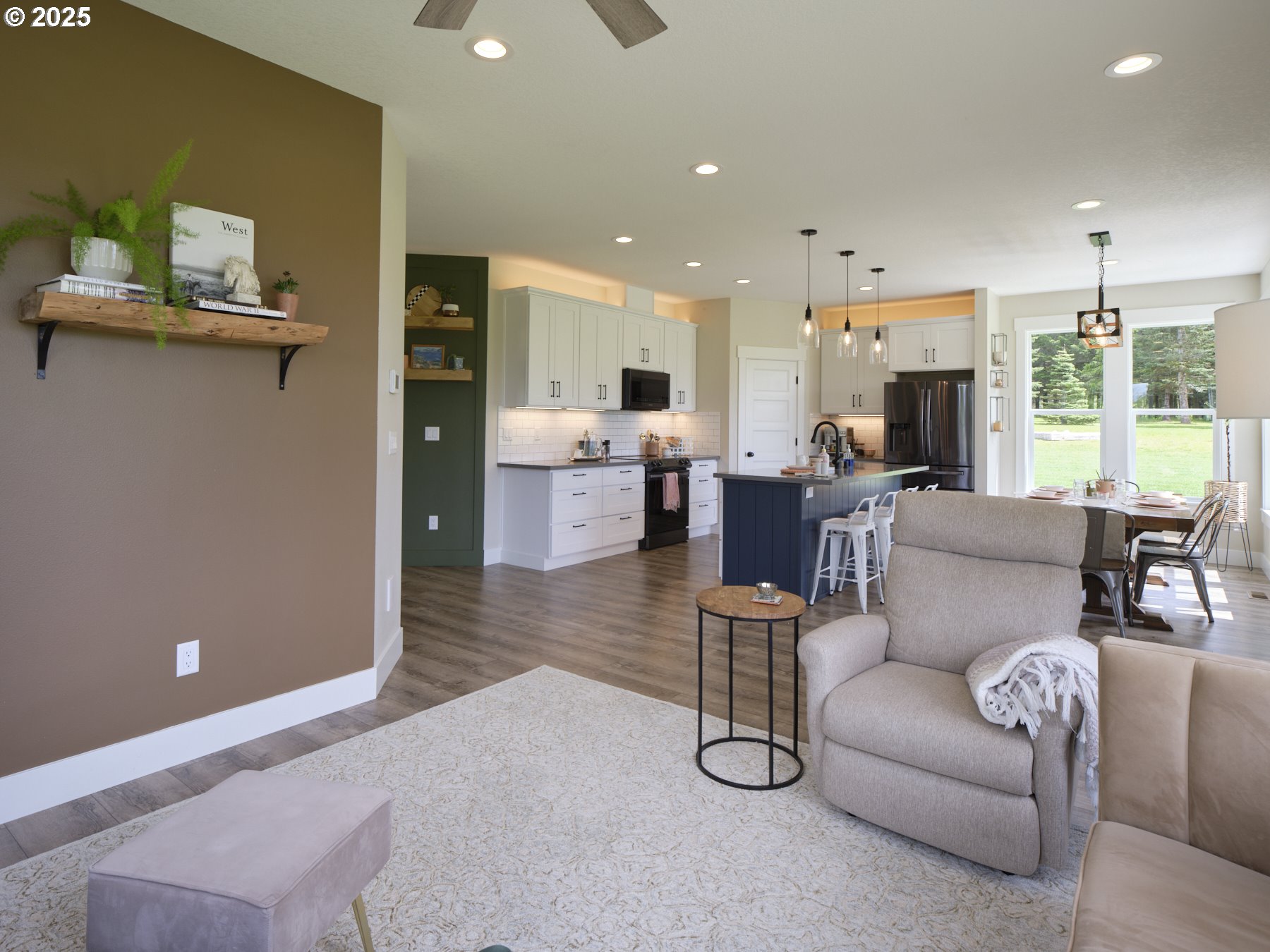 237 BEAR CREEK LN