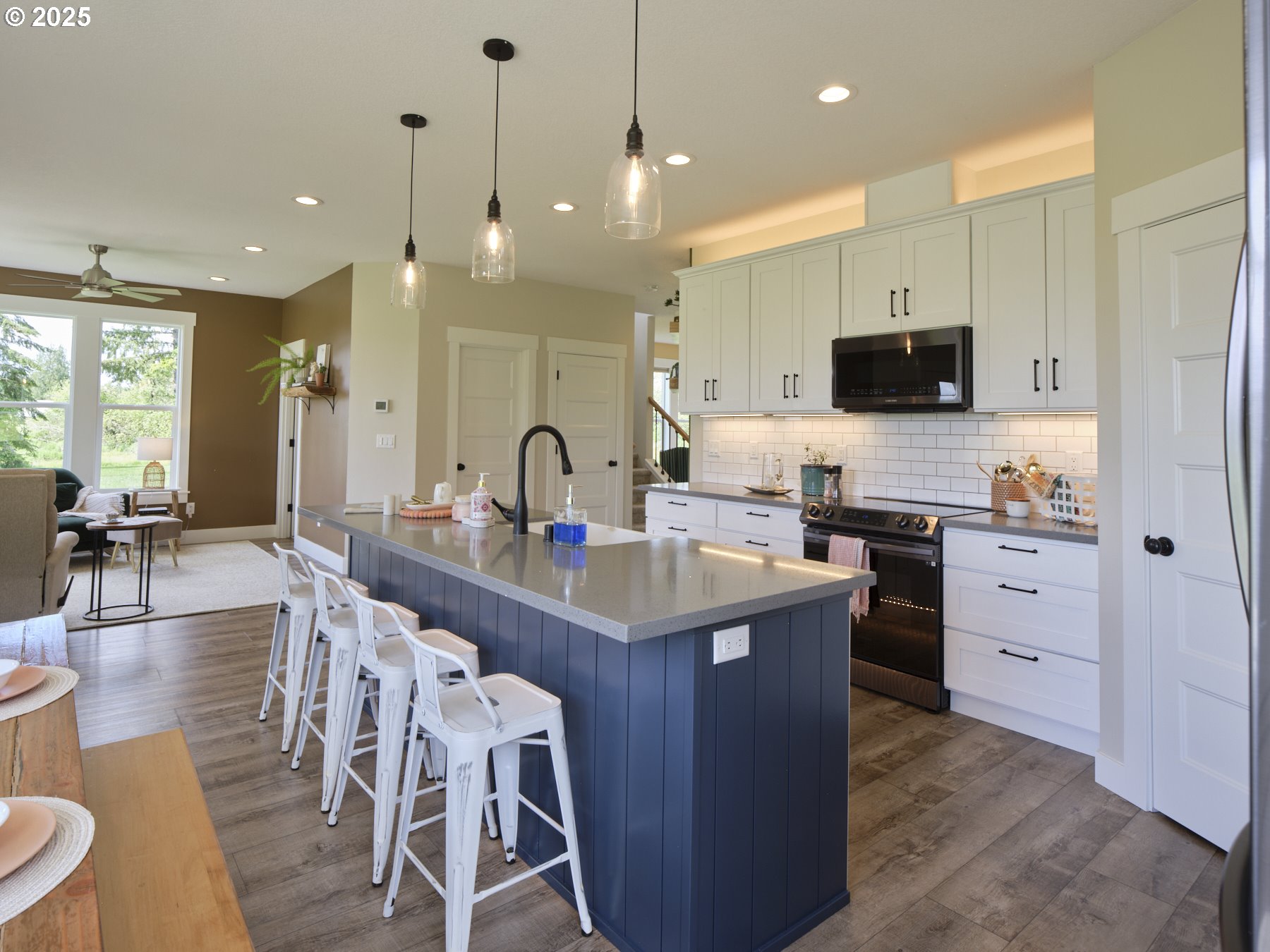 237 BEAR CREEK LN