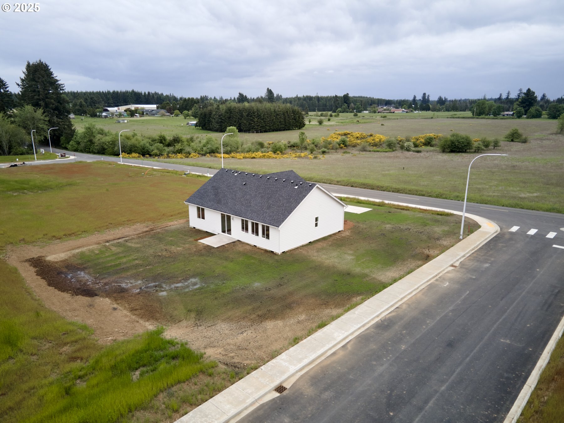 303 Kakela RD