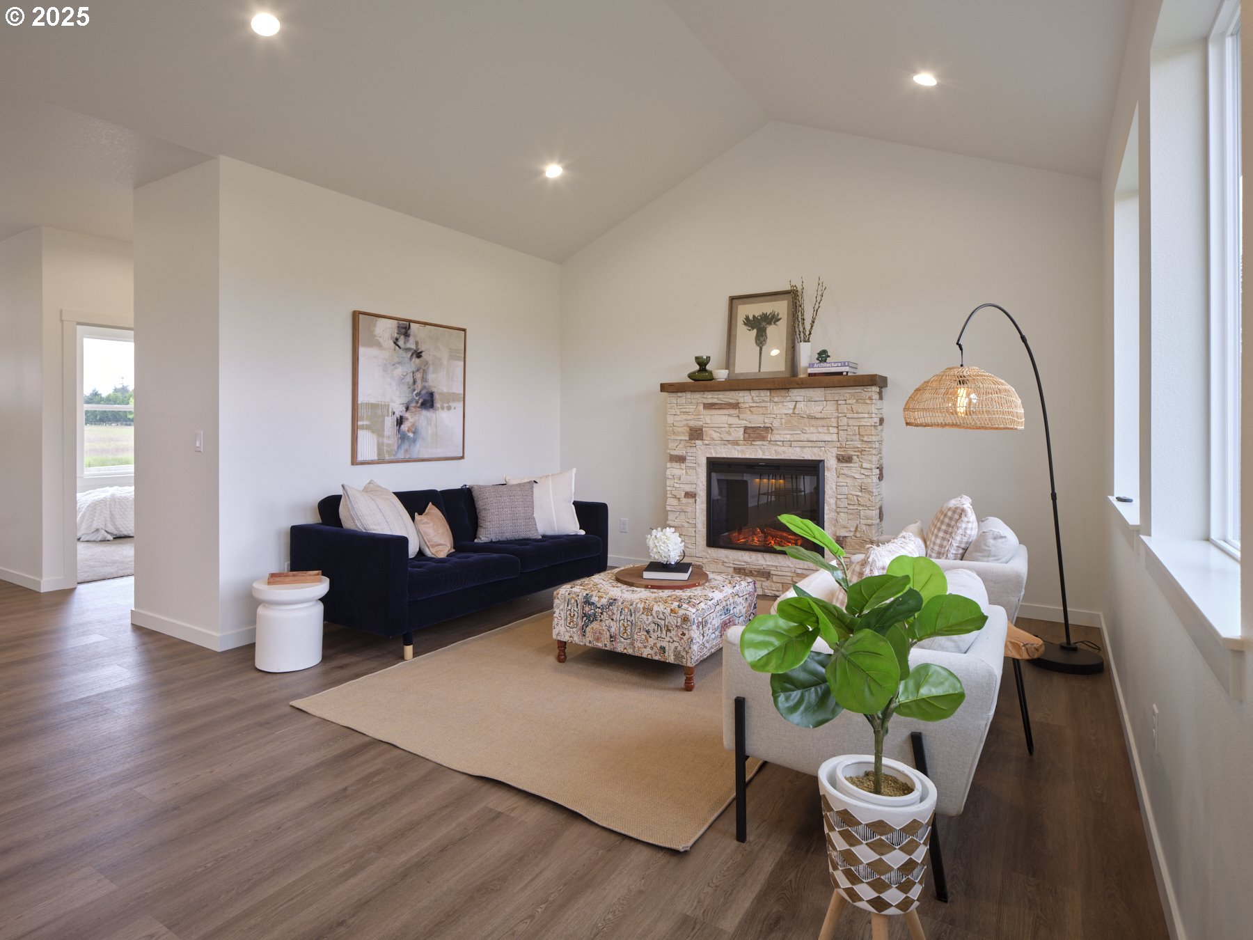 303 Kakela RD
