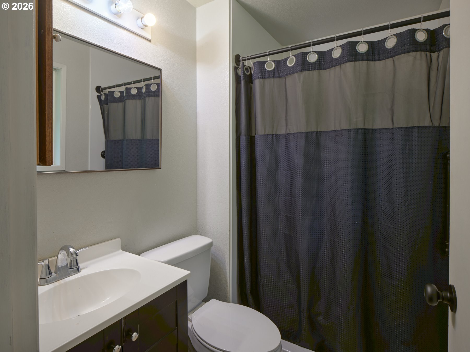 1733 FOXTAIL CIR