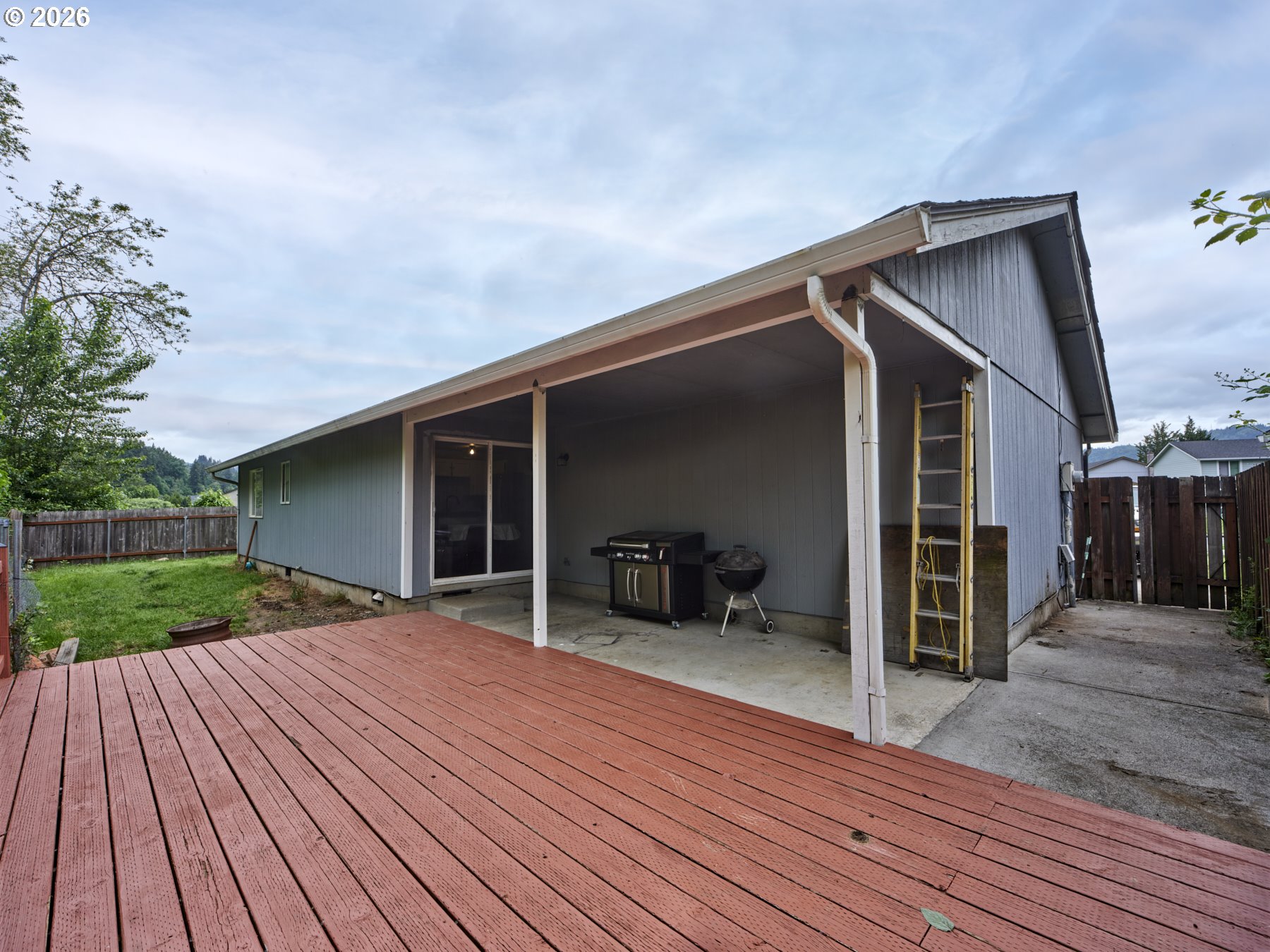 1733 FOXTAIL CIR