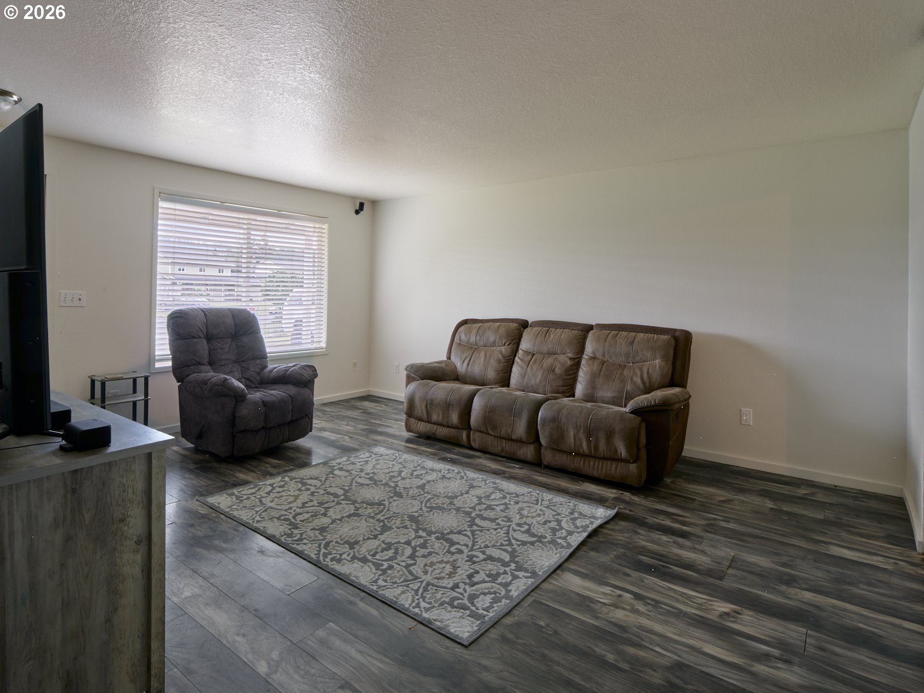 1733 FOXTAIL CIR