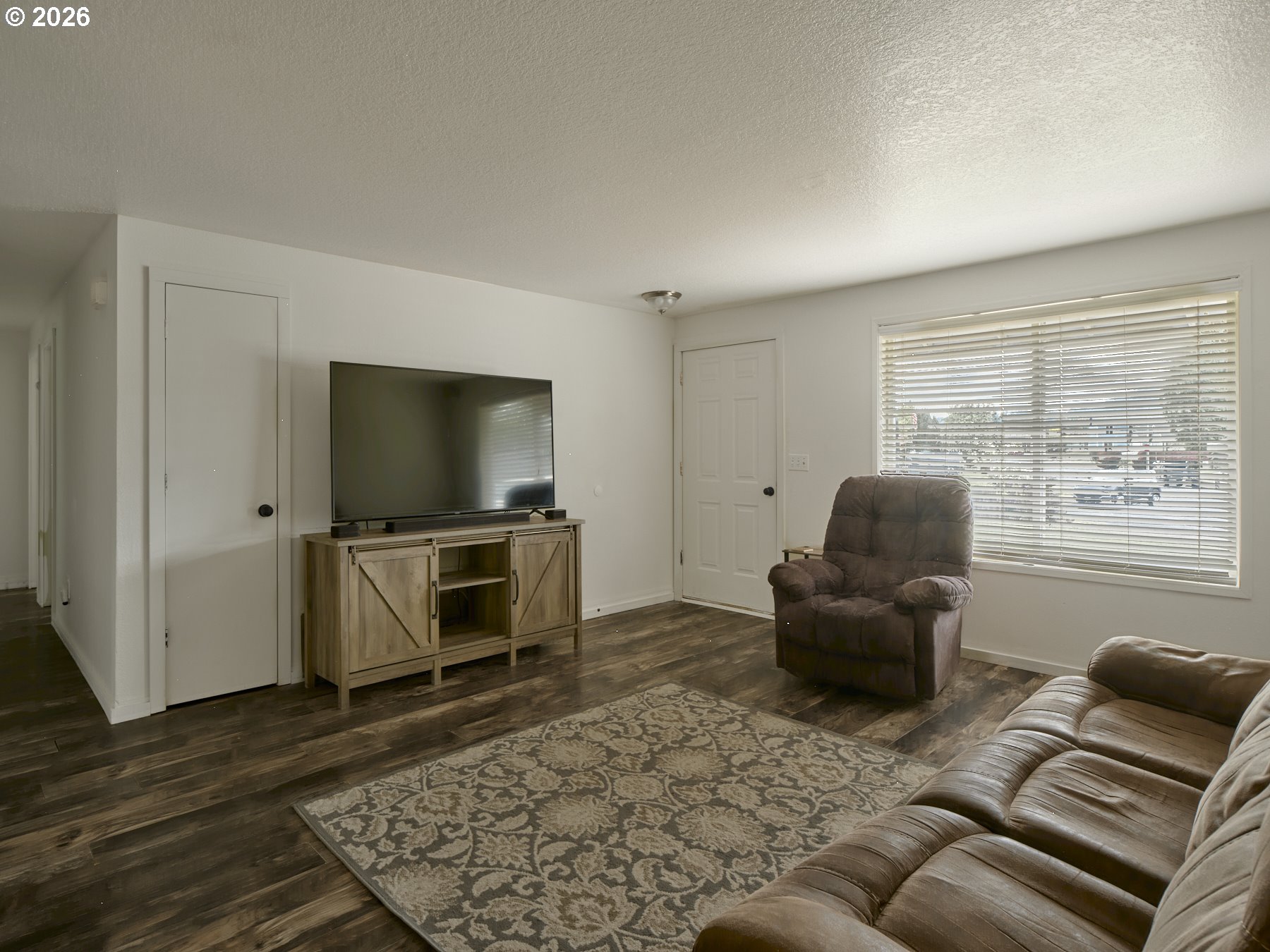 1733 FOXTAIL CIR