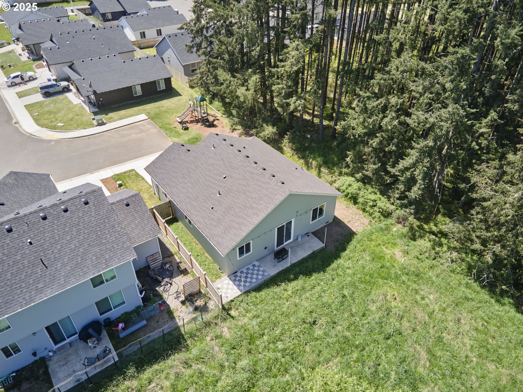 1021 PEACH RD