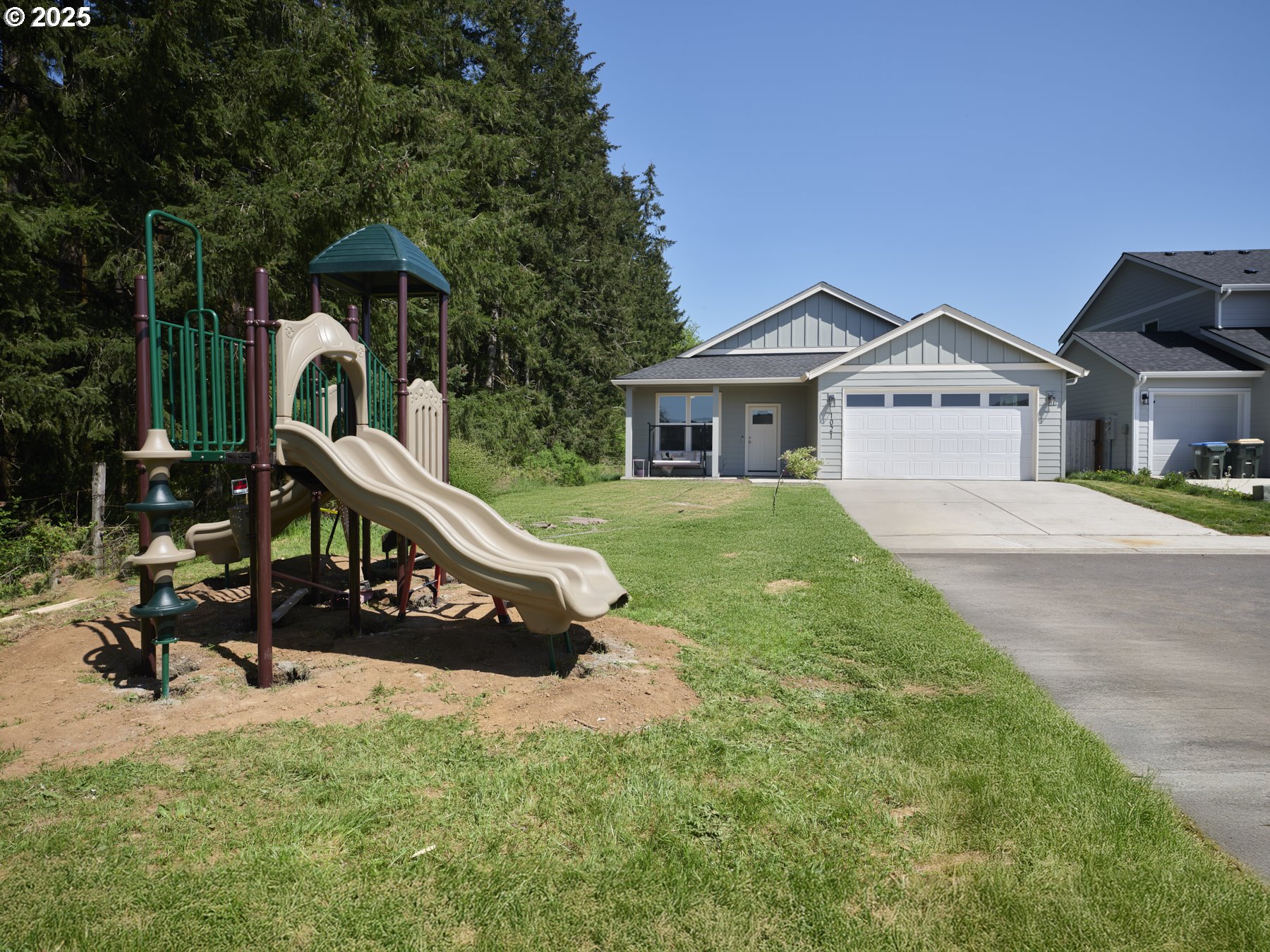 1021 PEACH RD