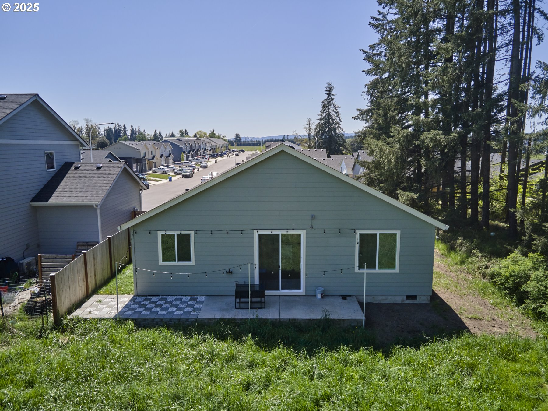 1021 PEACH RD