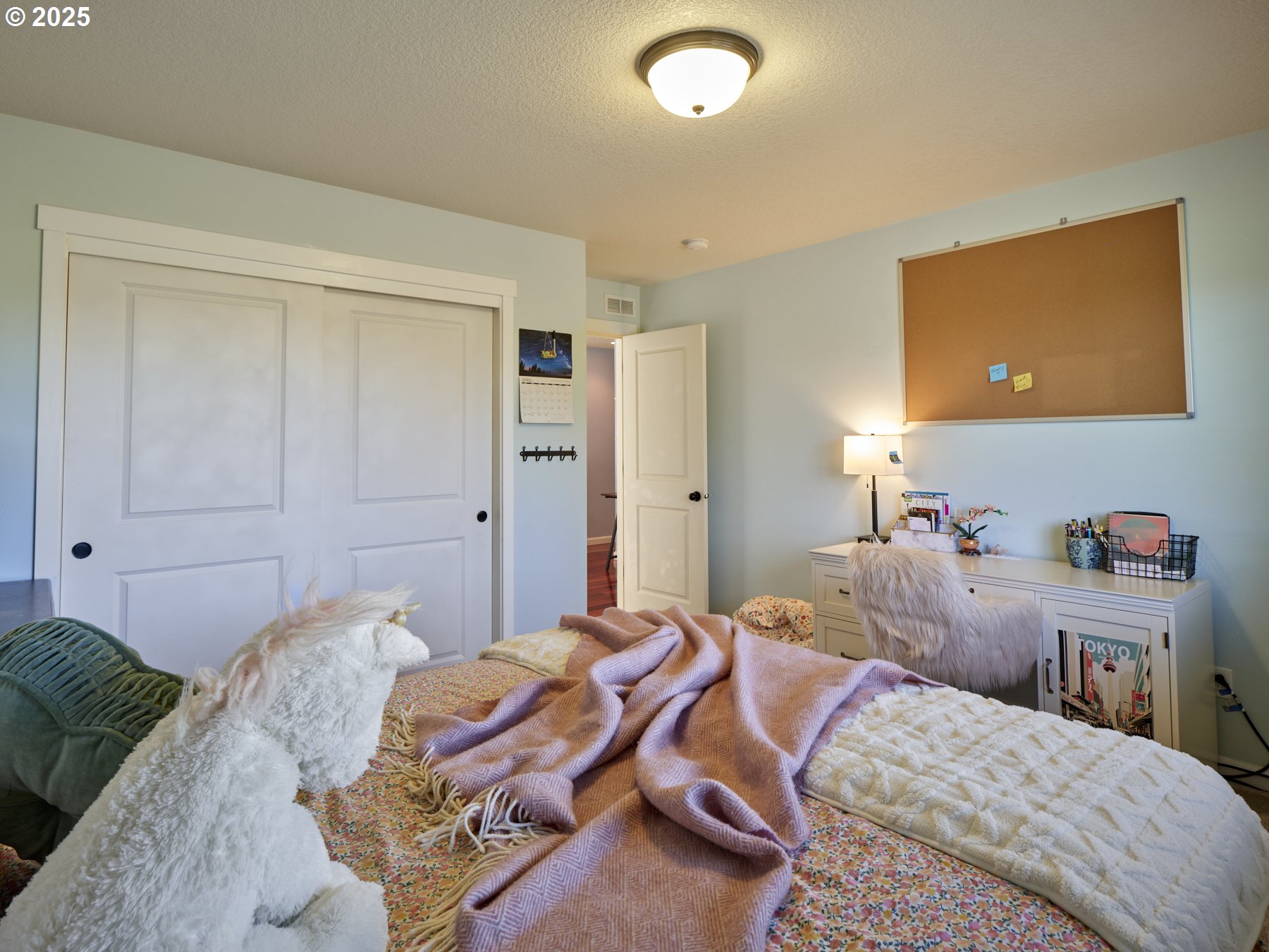 260 N GREEN GABLES LOOP