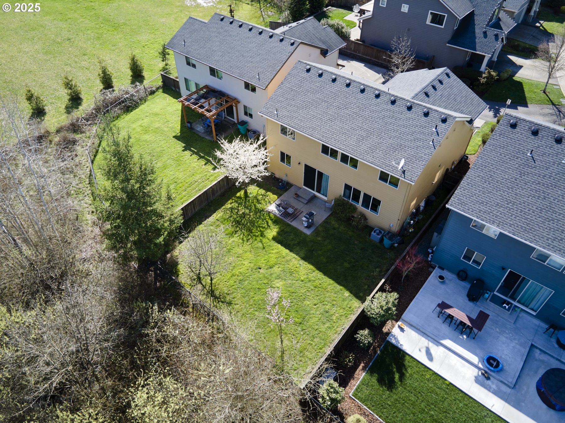 260 N GREEN GABLES LOOP