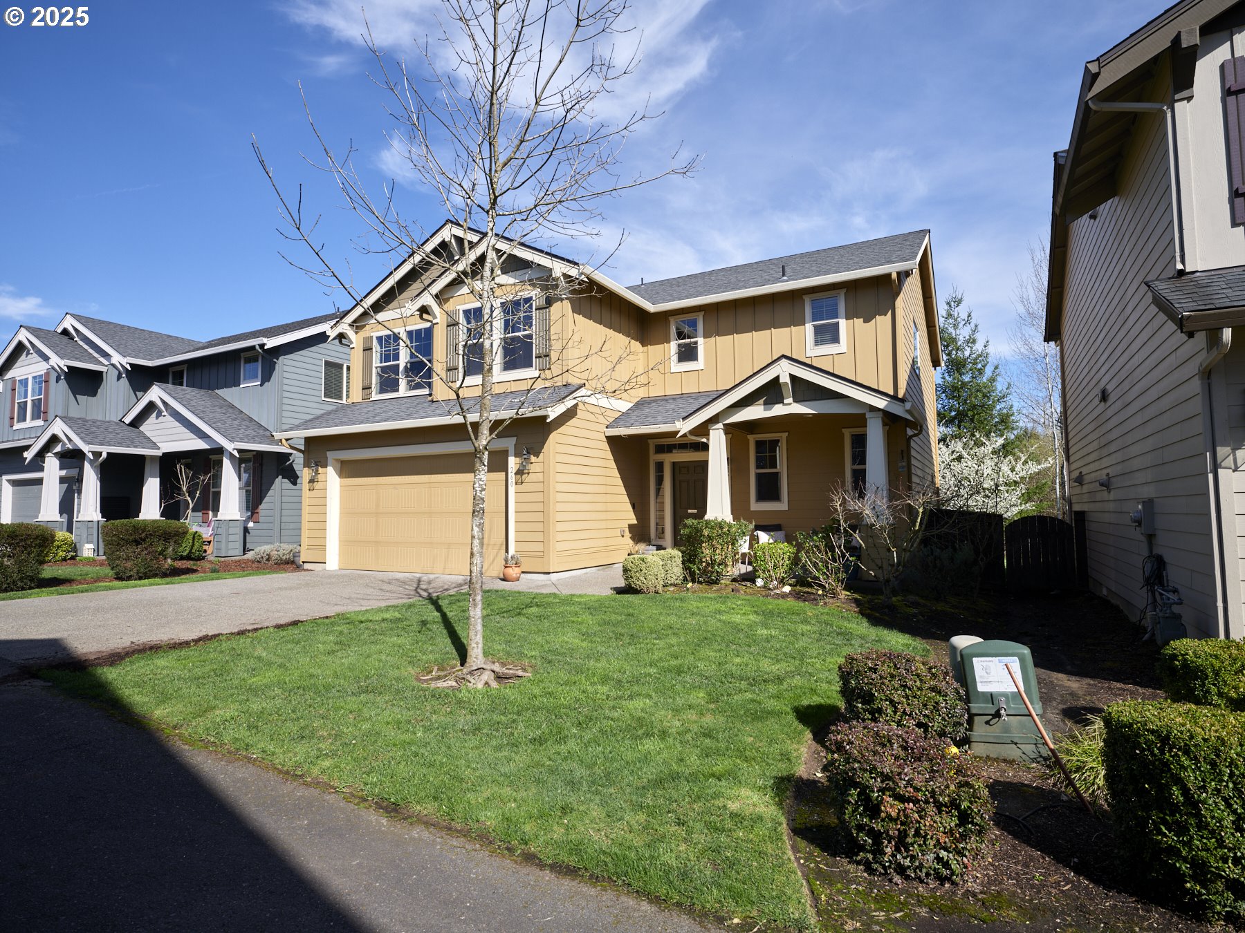 260 N GREEN GABLES LOOP