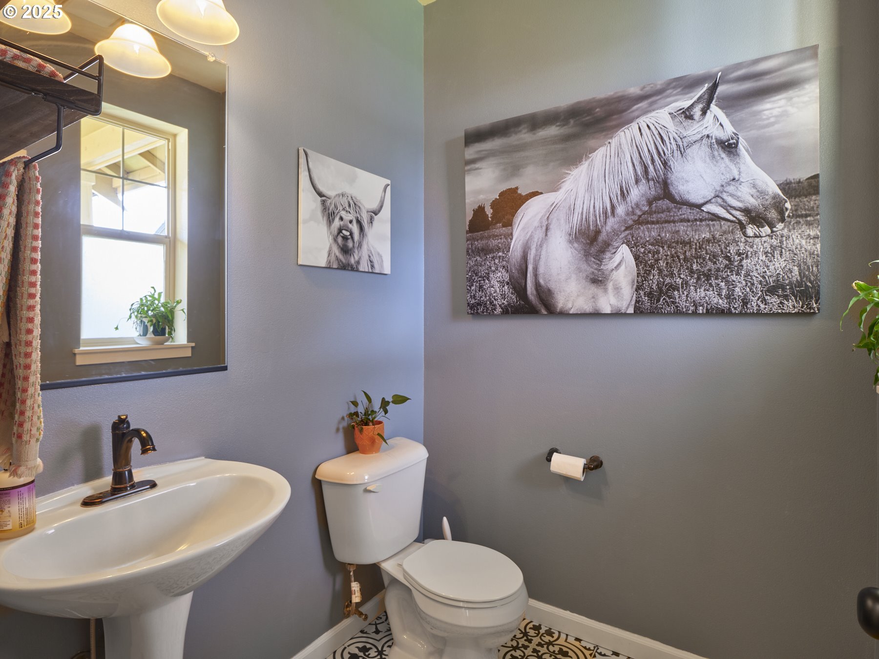 260 N GREEN GABLES LOOP