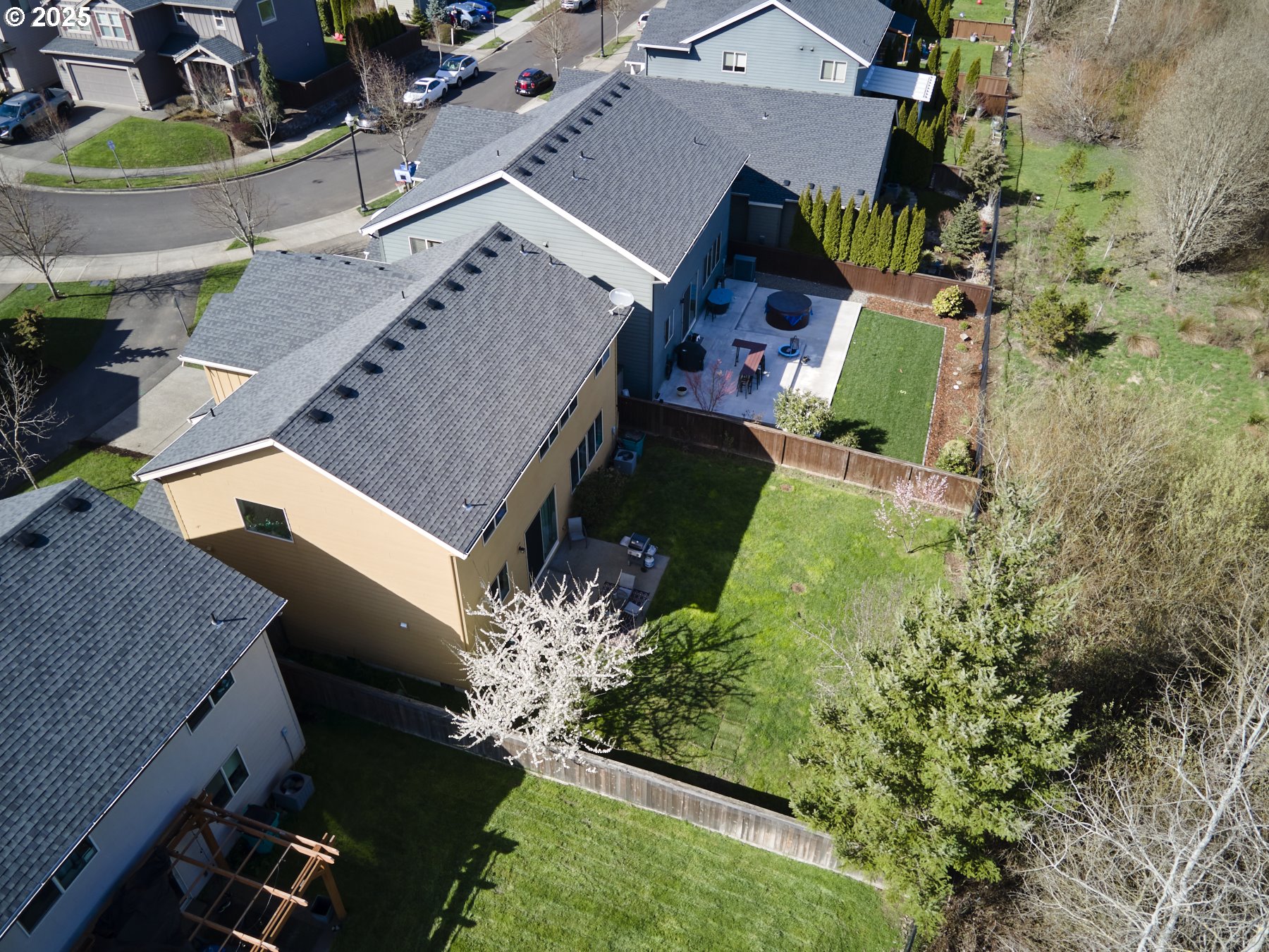 260 N GREEN GABLES LOOP