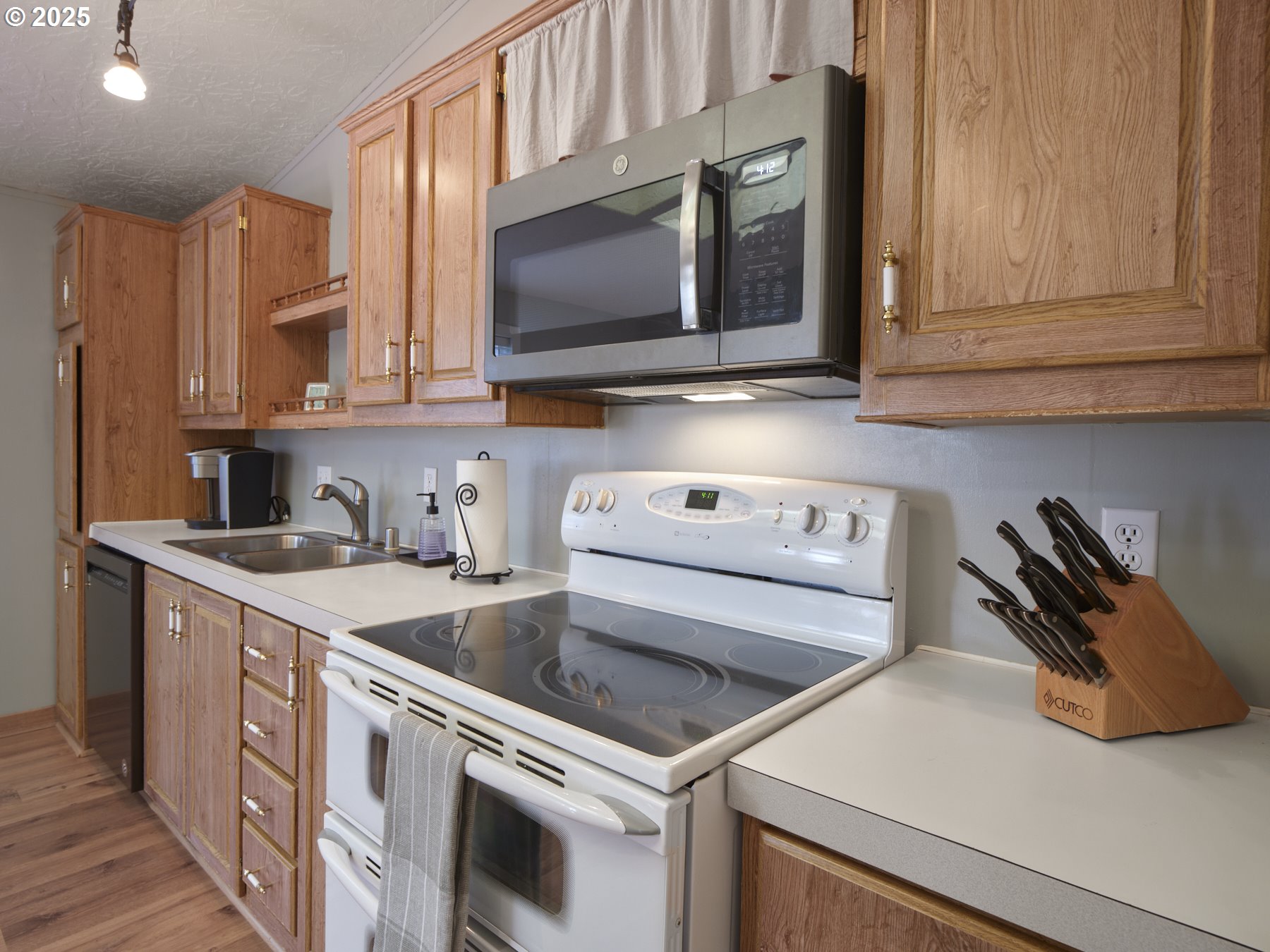 3702 OLD LEWIS RIVER RD
