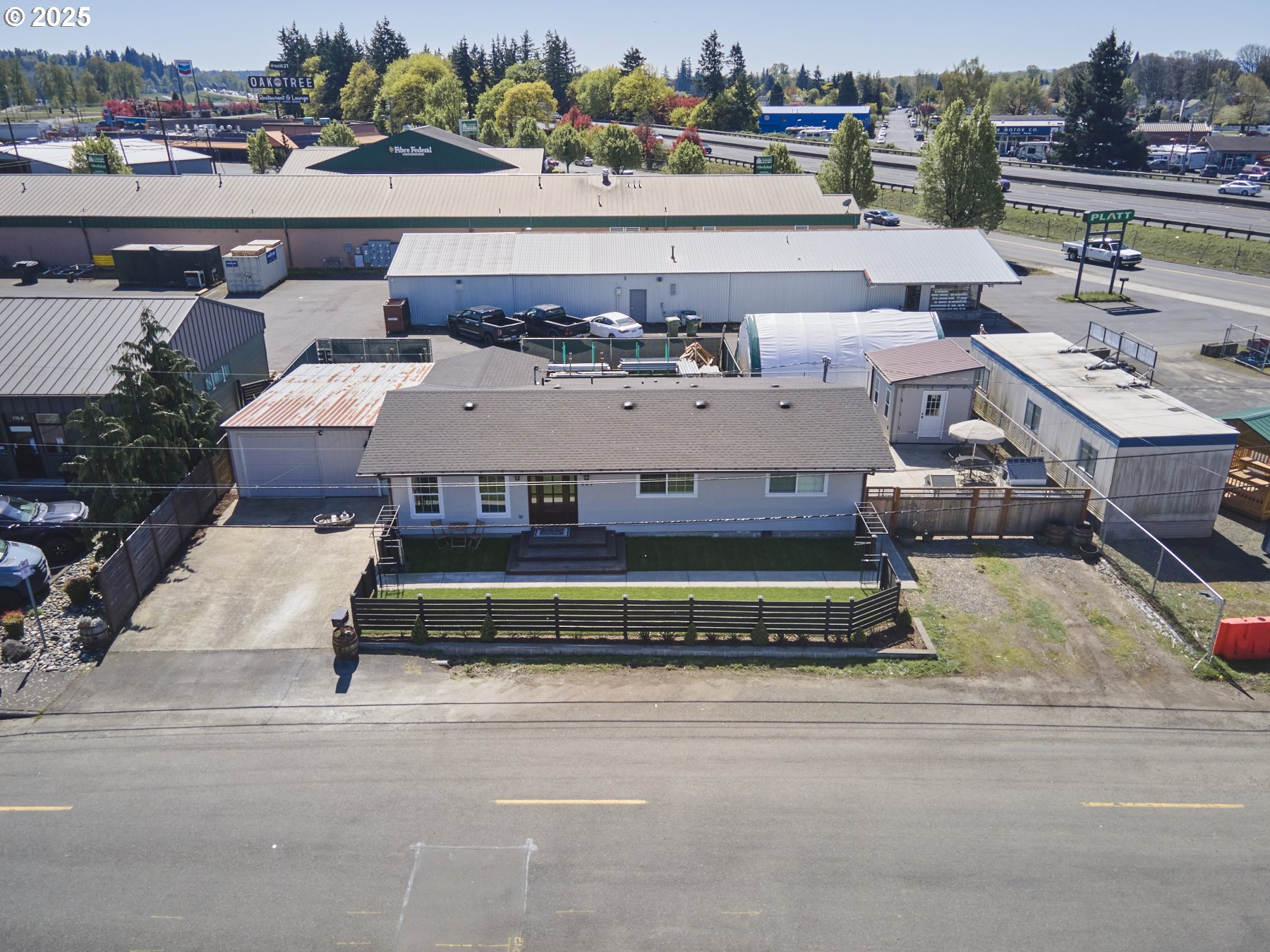 187 HANSEN LN