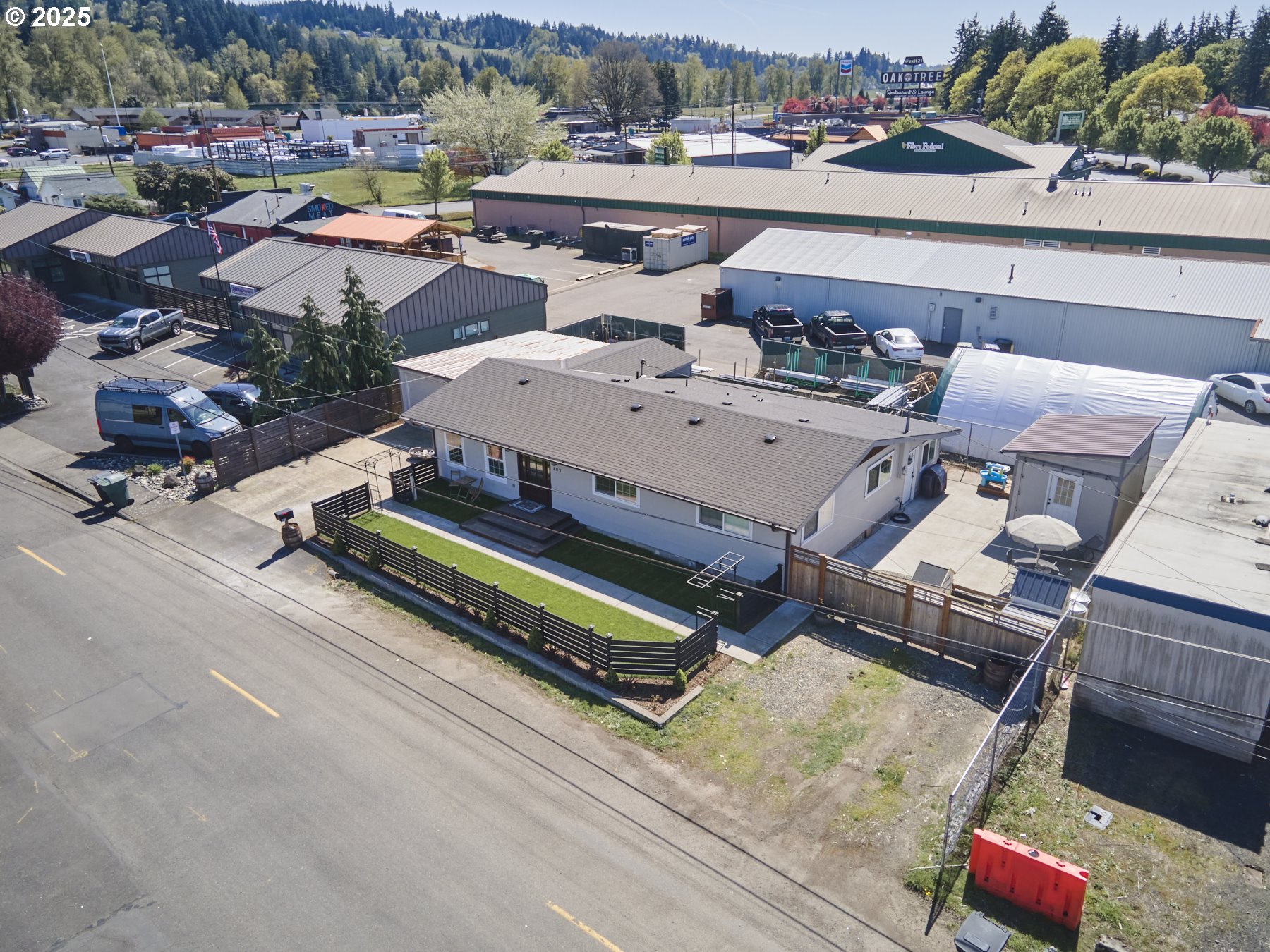 187 HANSEN LN