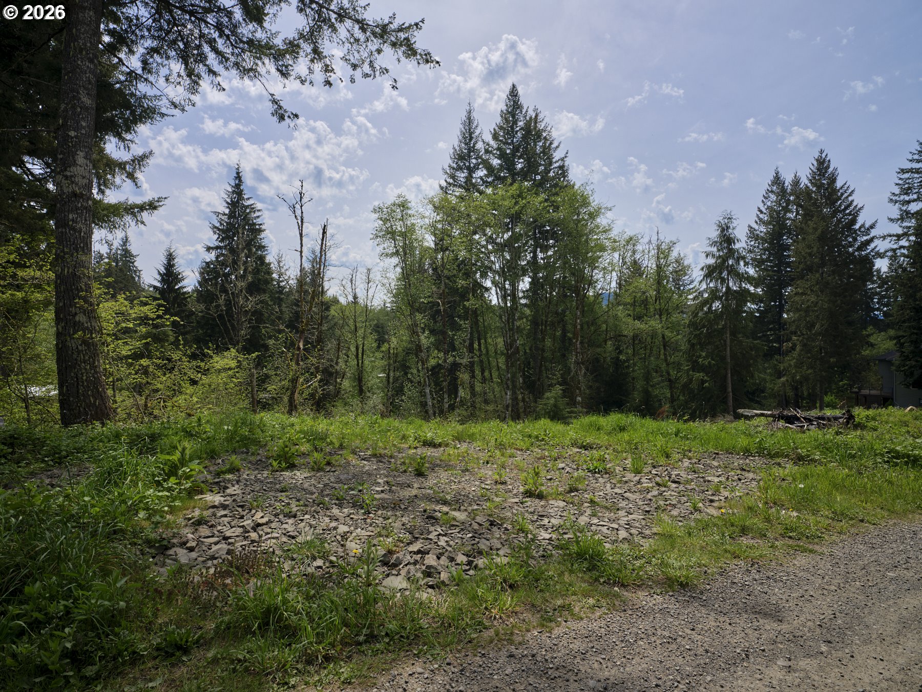140 SKINNER RD