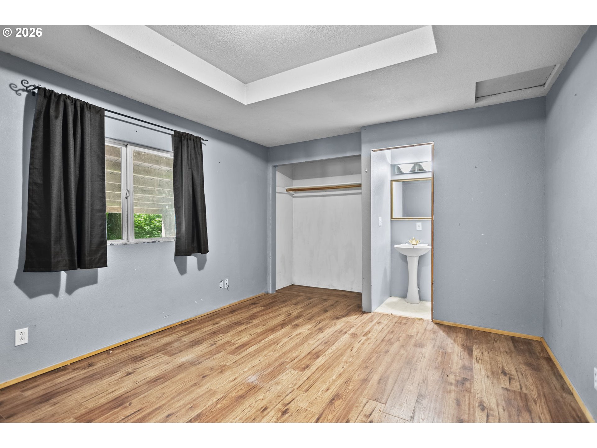400 N DUBOIS RD