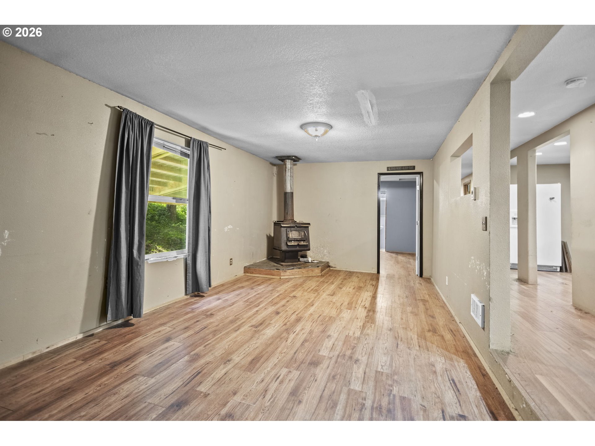 400 N DUBOIS RD
