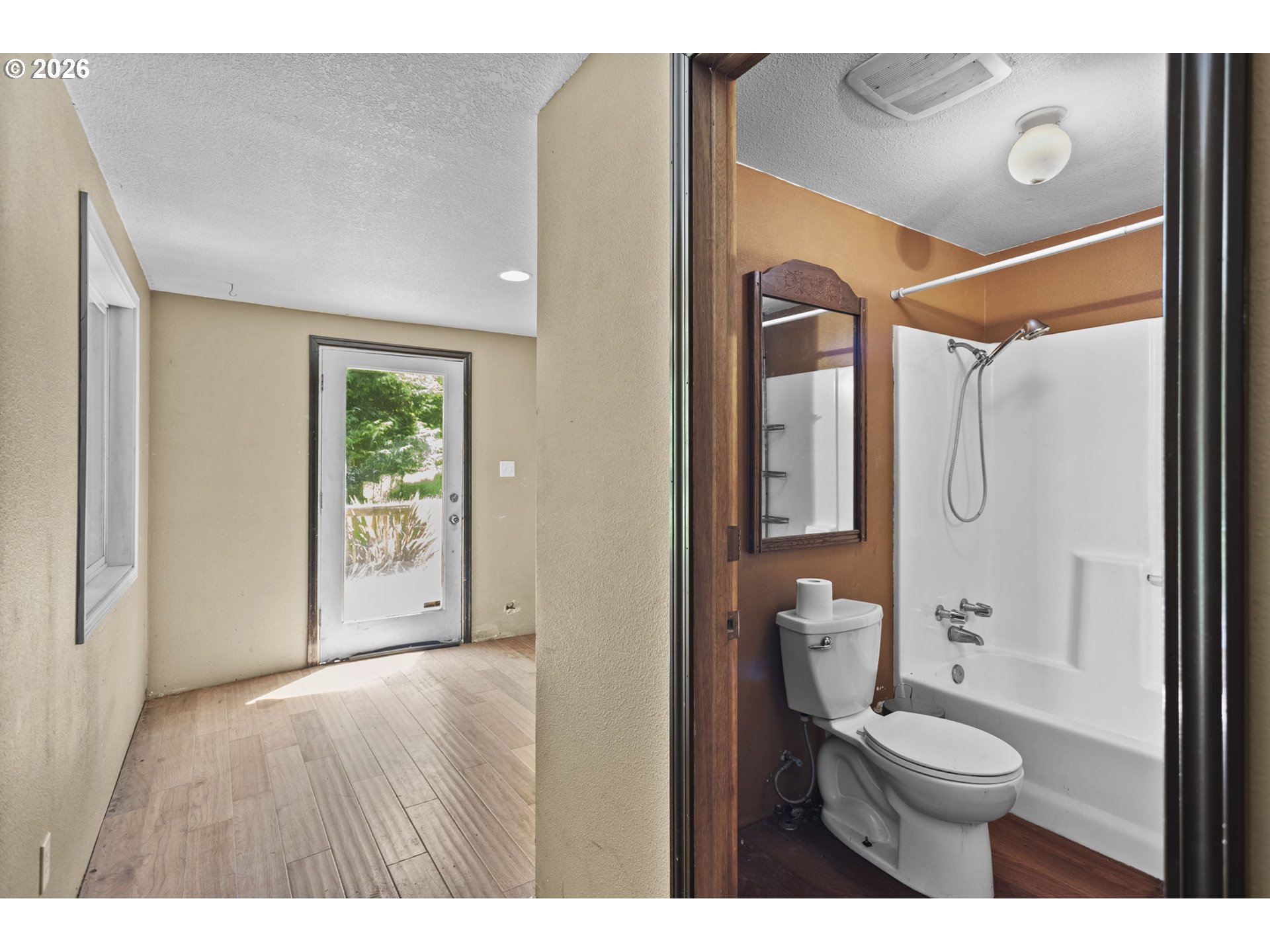 400 N DUBOIS RD
