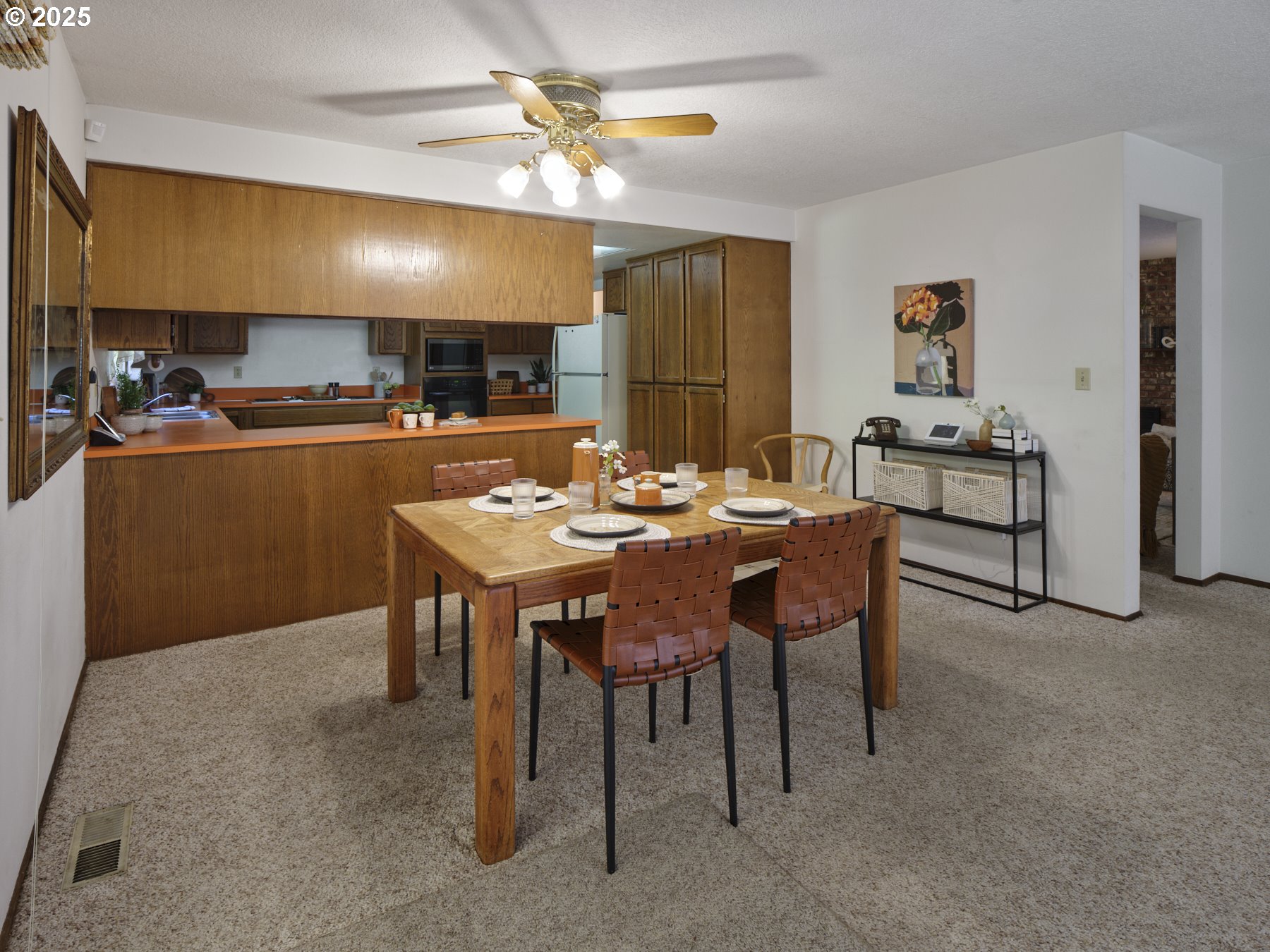 135 RIDGECREST DR