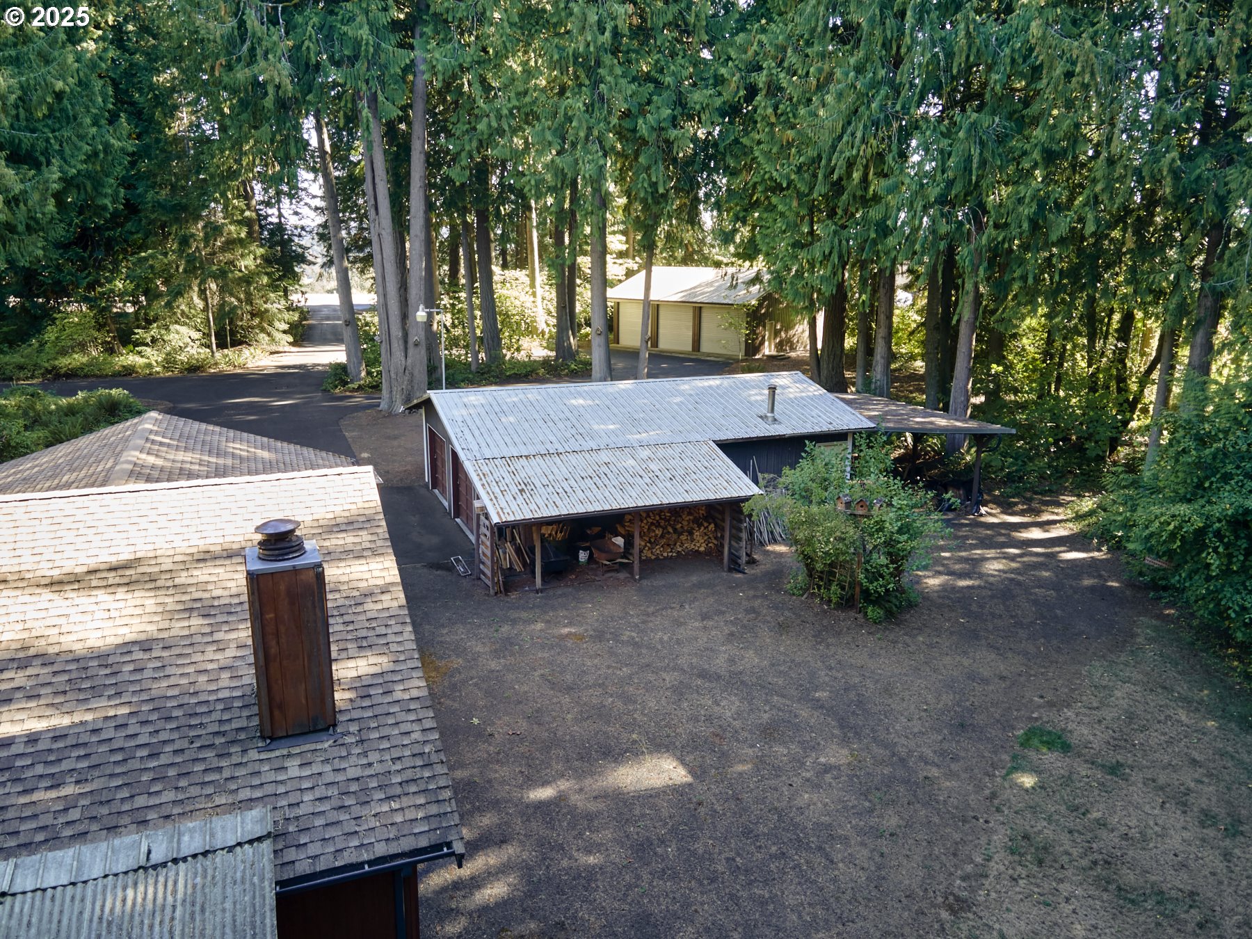 135 RIDGECREST DR