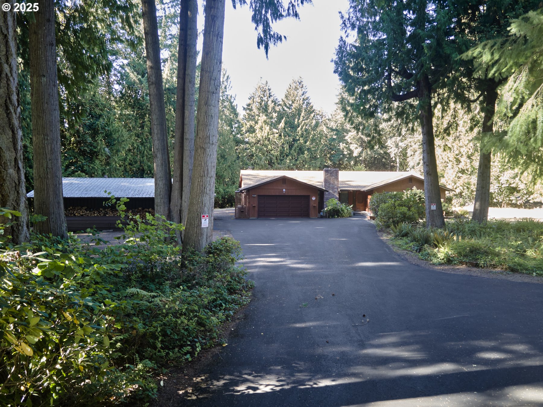 135 RIDGECREST DR
