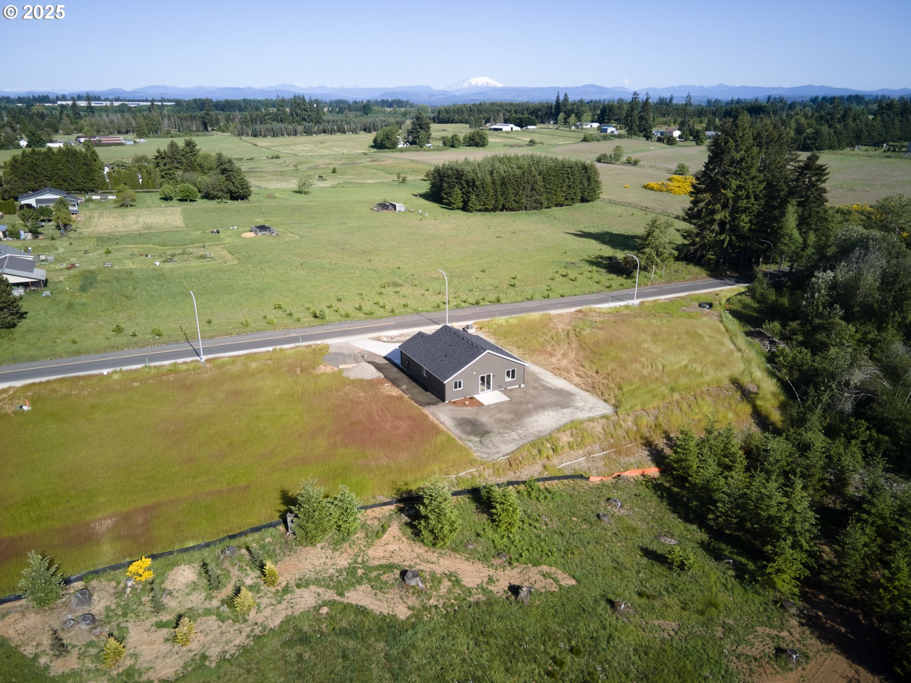 521 Kakela RD