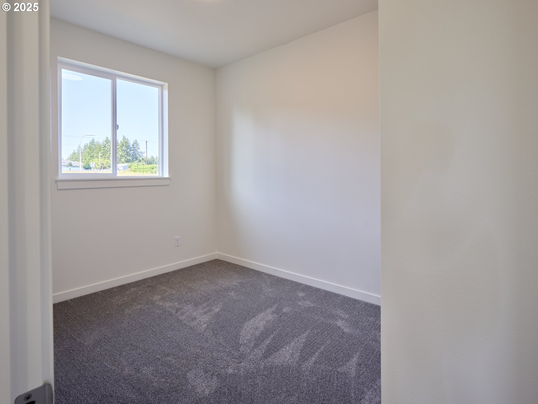 521 Kakela RD