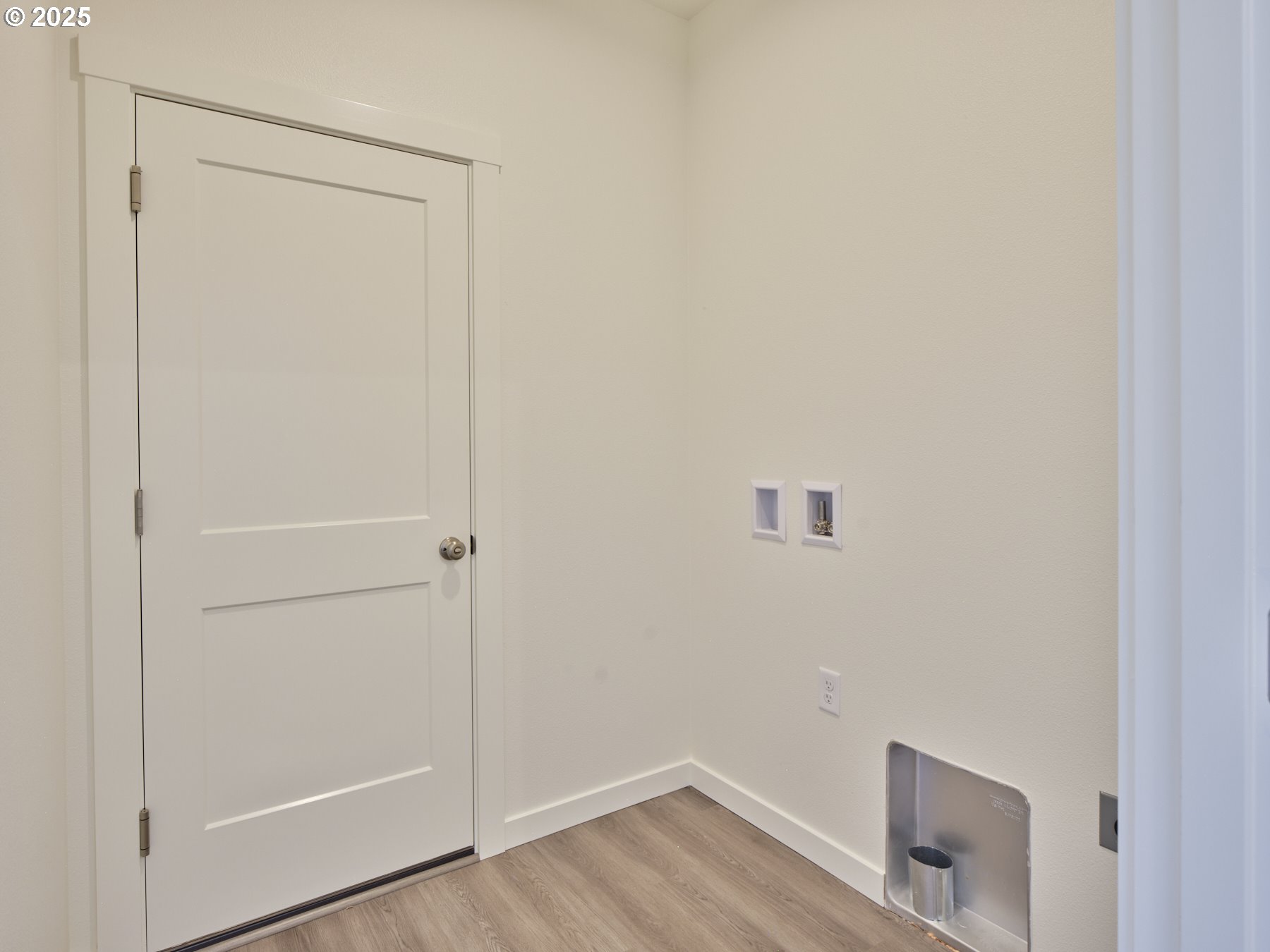 521 Kakela RD