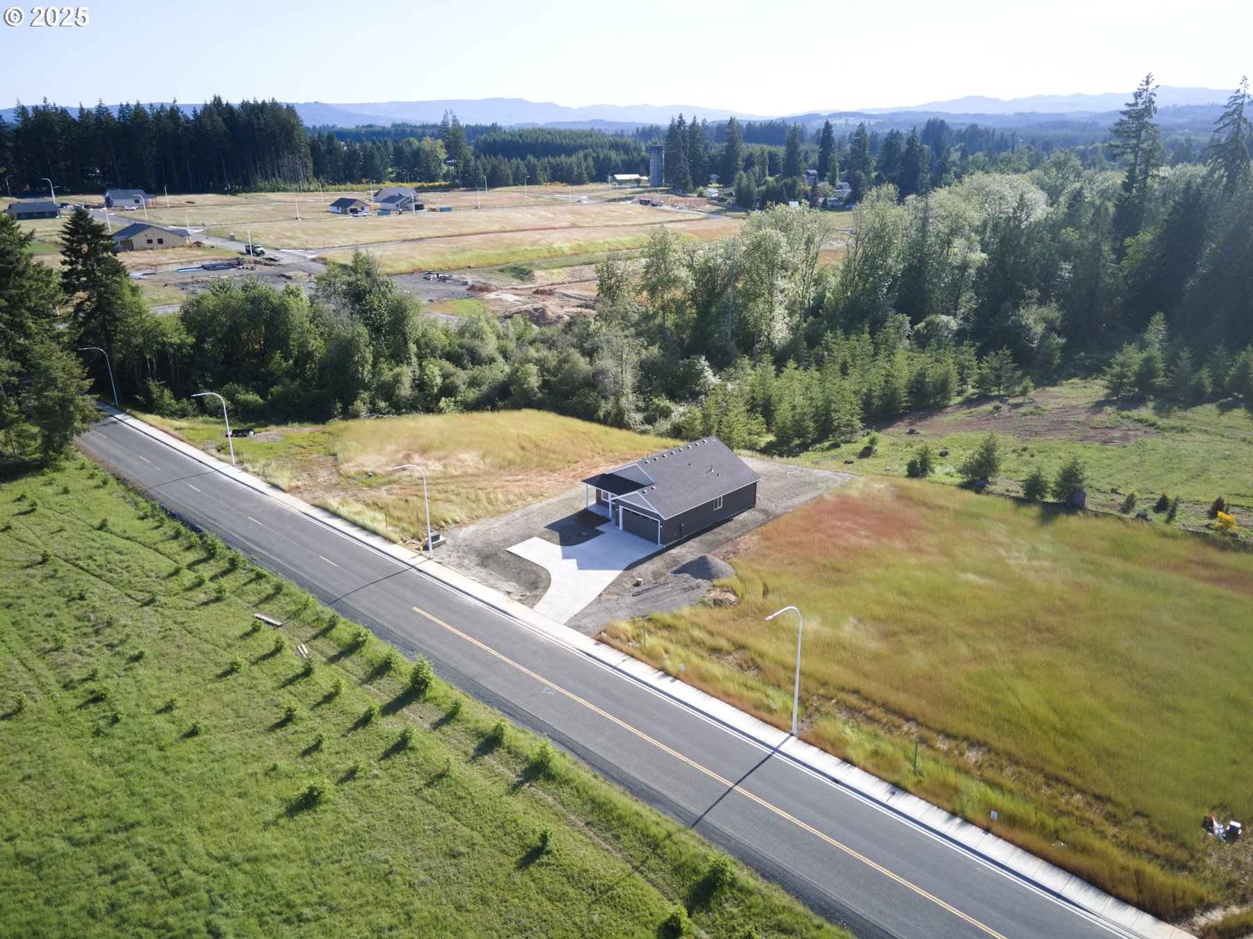521 Kakela RD