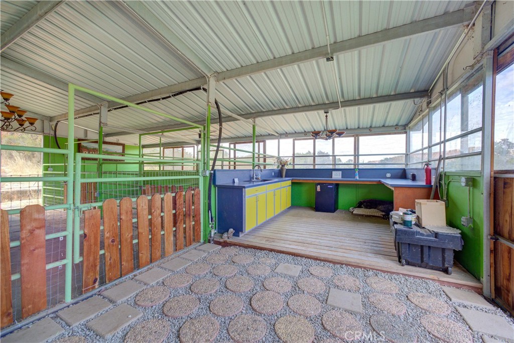 8598 Webster Road