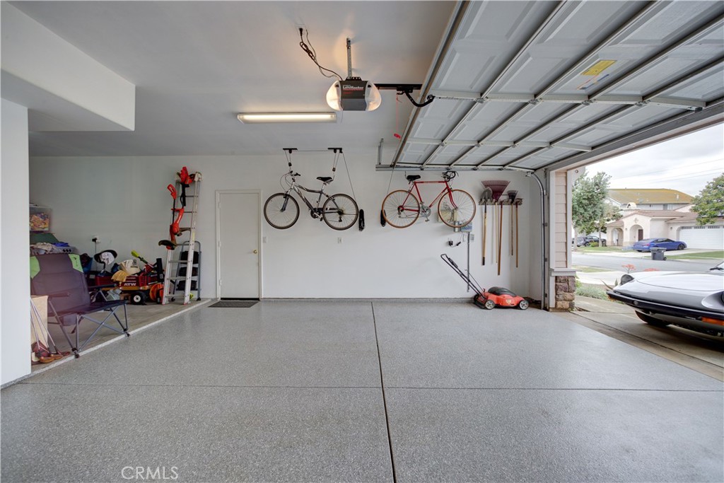 928 Menusa Court