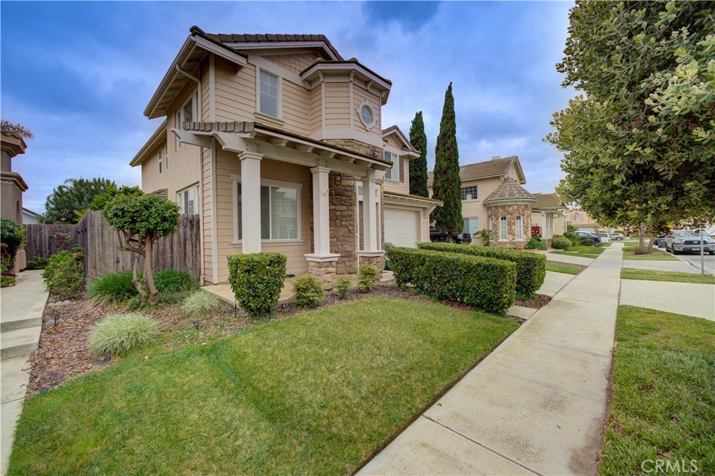 928 Menusa Court
