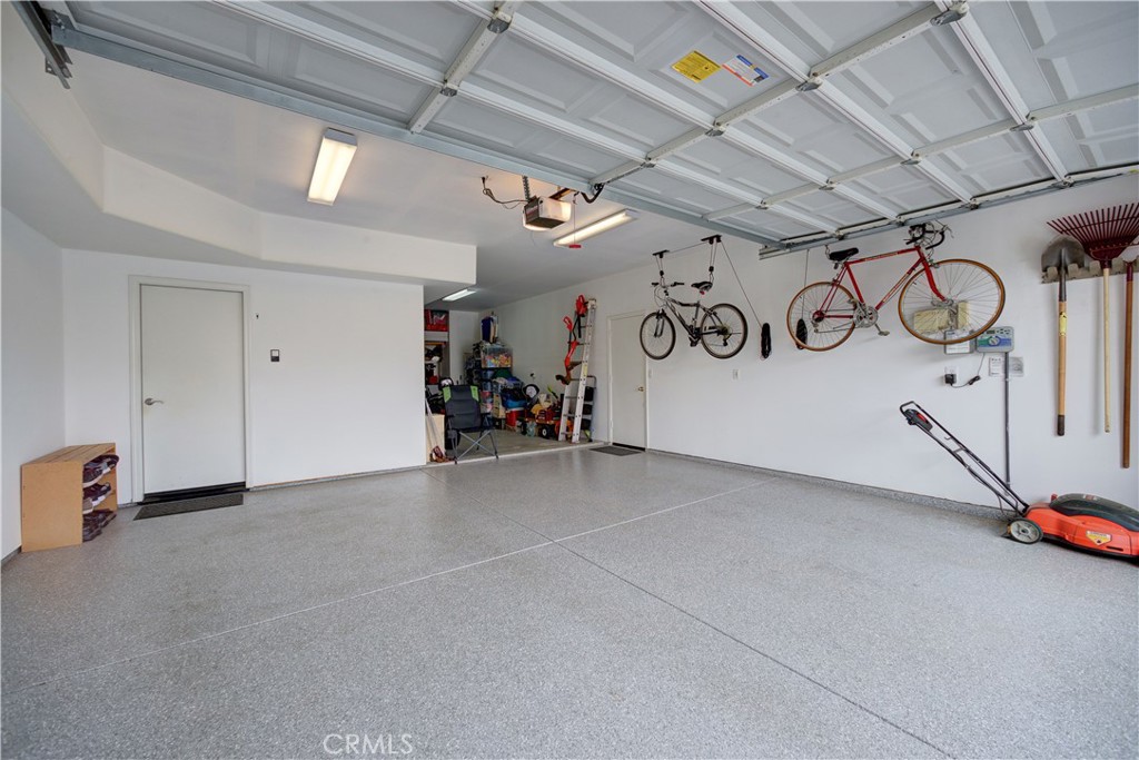 928 Menusa Court