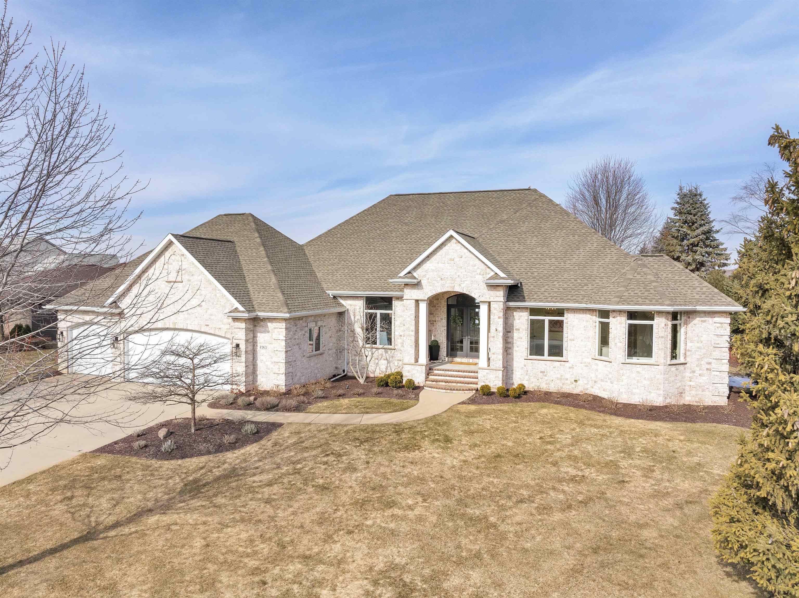 2363 CROWN POINTE Boulevard