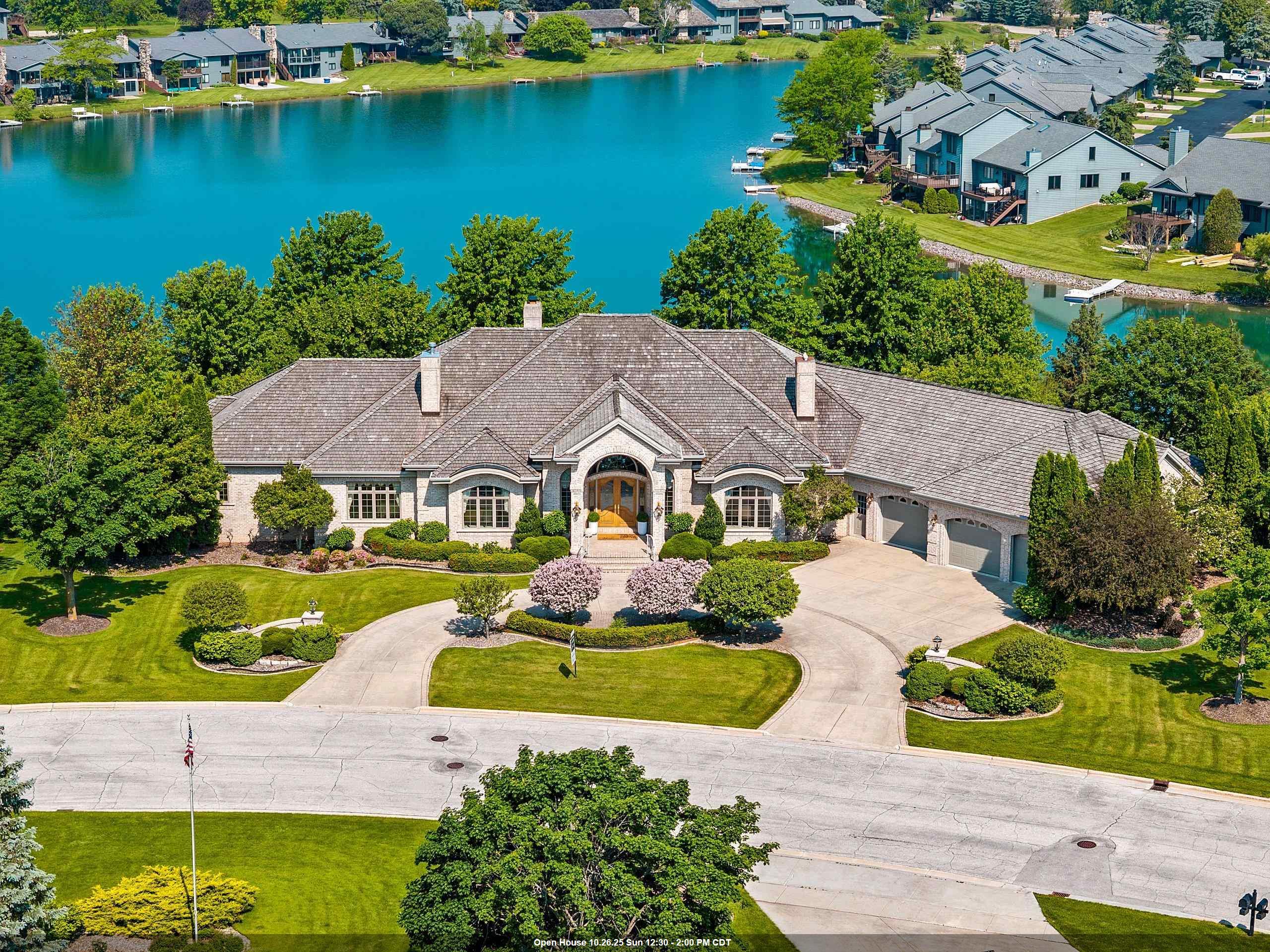 1605 E SONATA Drive