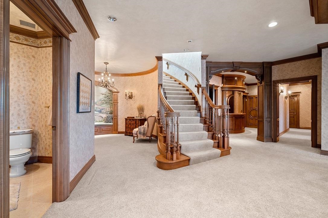 1605 E SONATA Drive