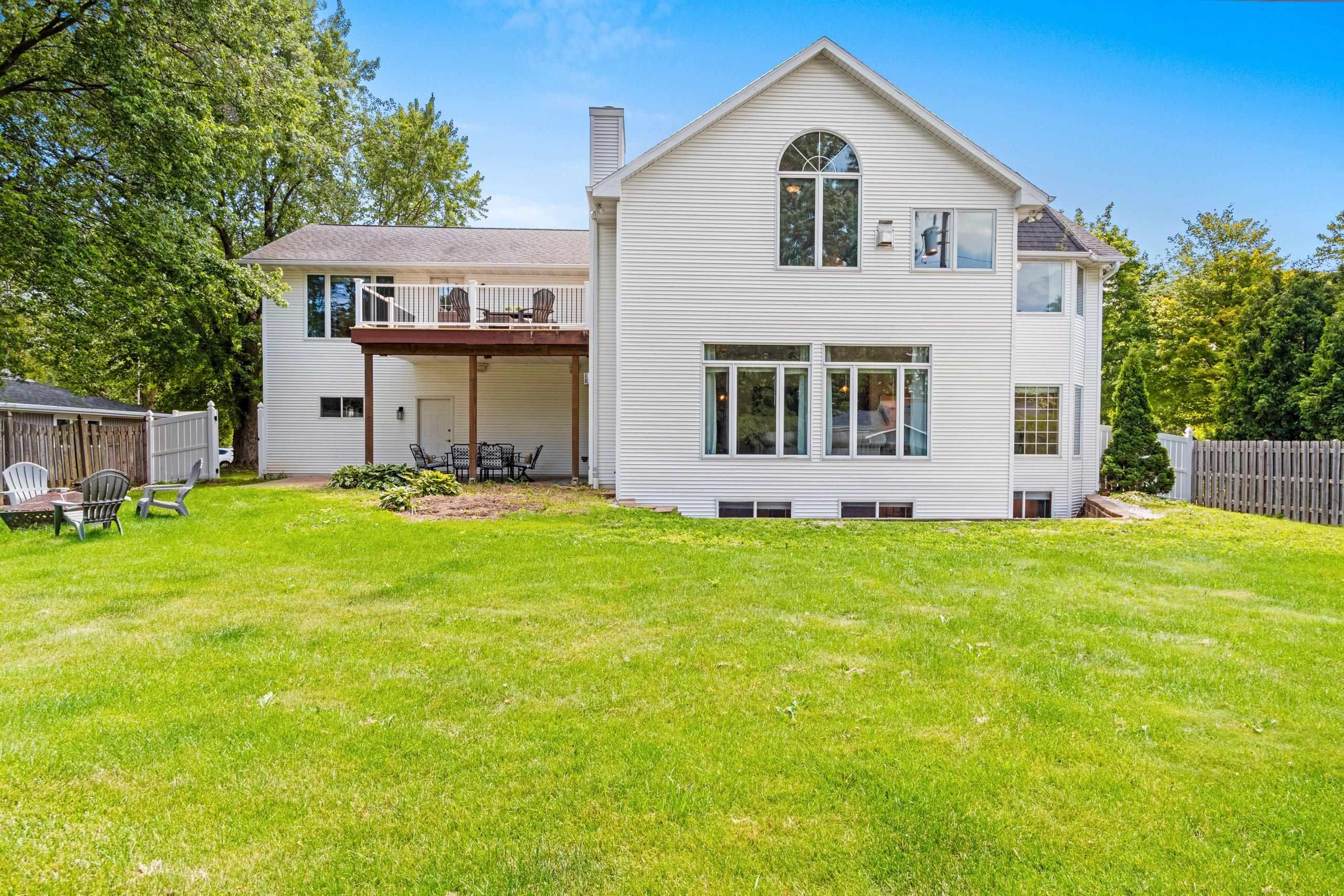 528 ST FRANCIS Drive