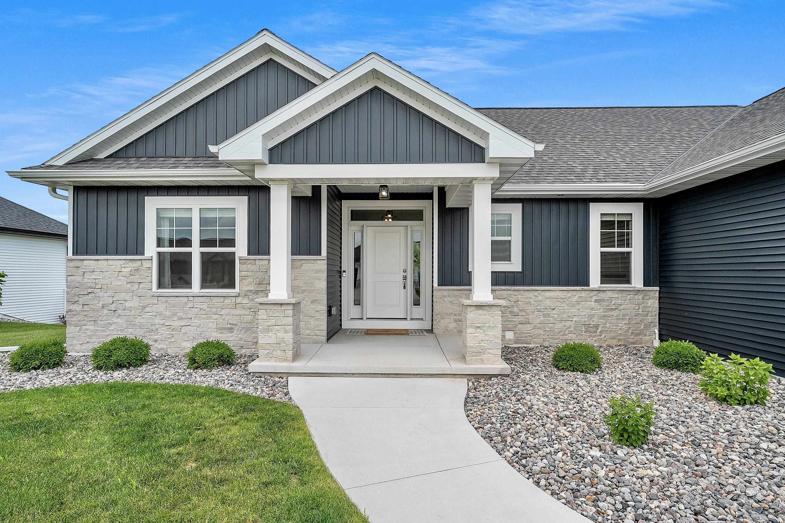 2406 RIDDLE Court