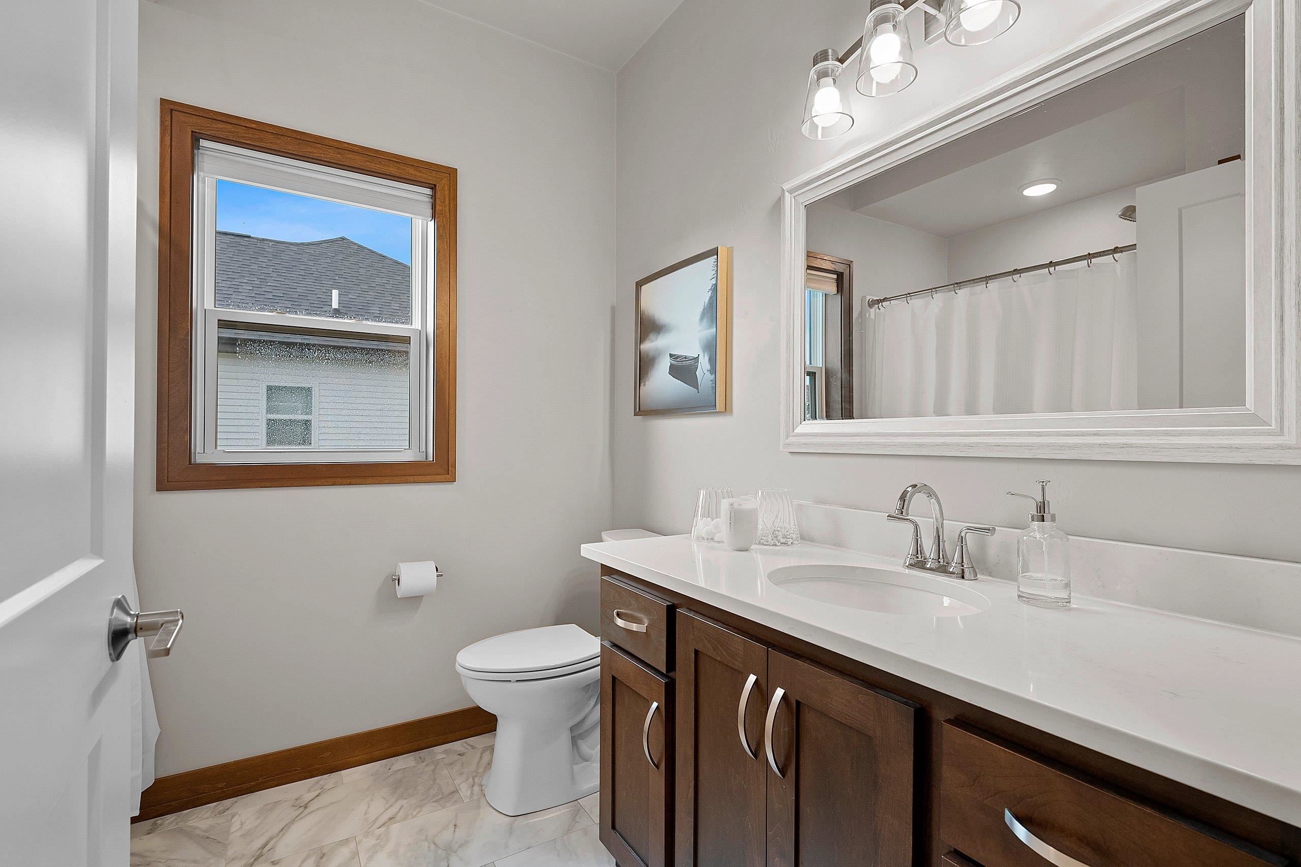 2406 RIDDLE Court