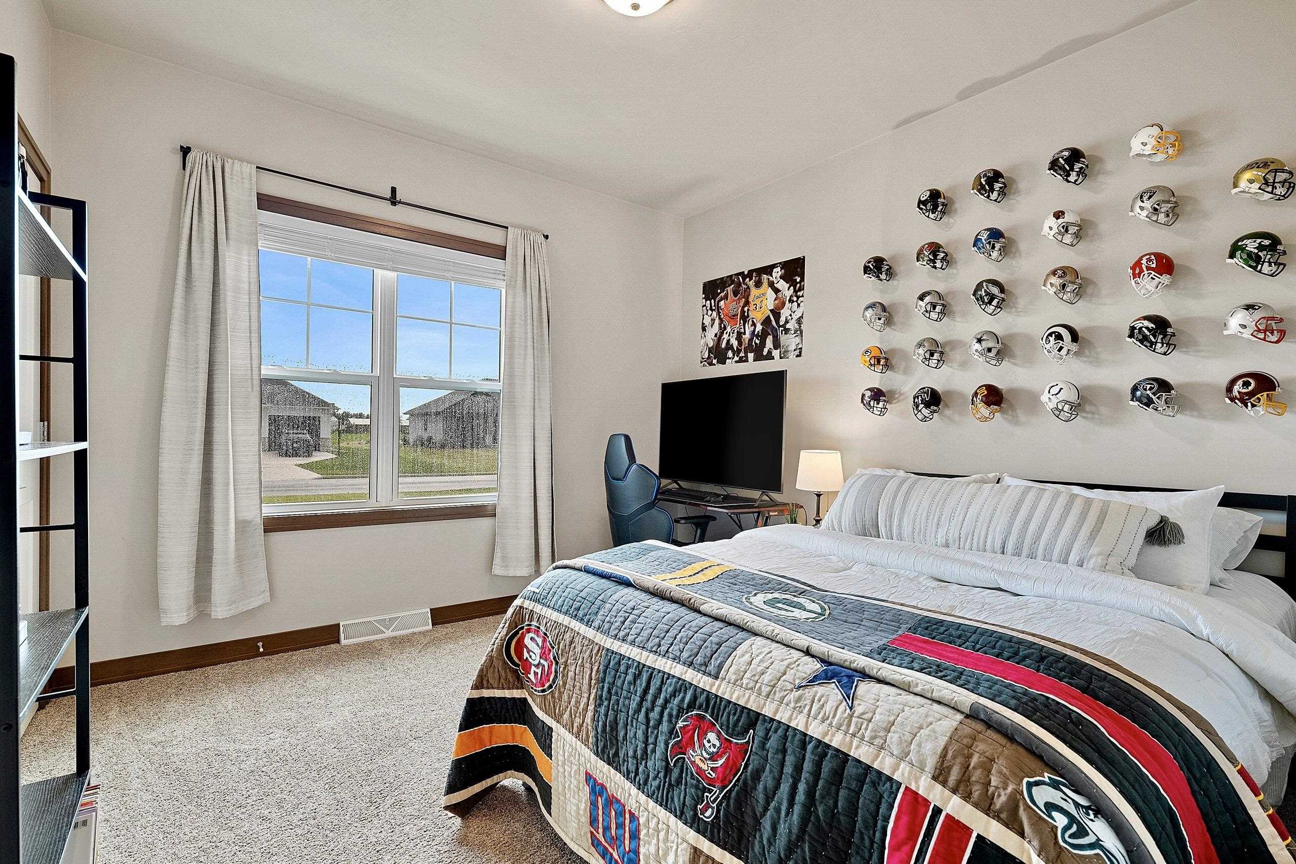 2406 RIDDLE Court