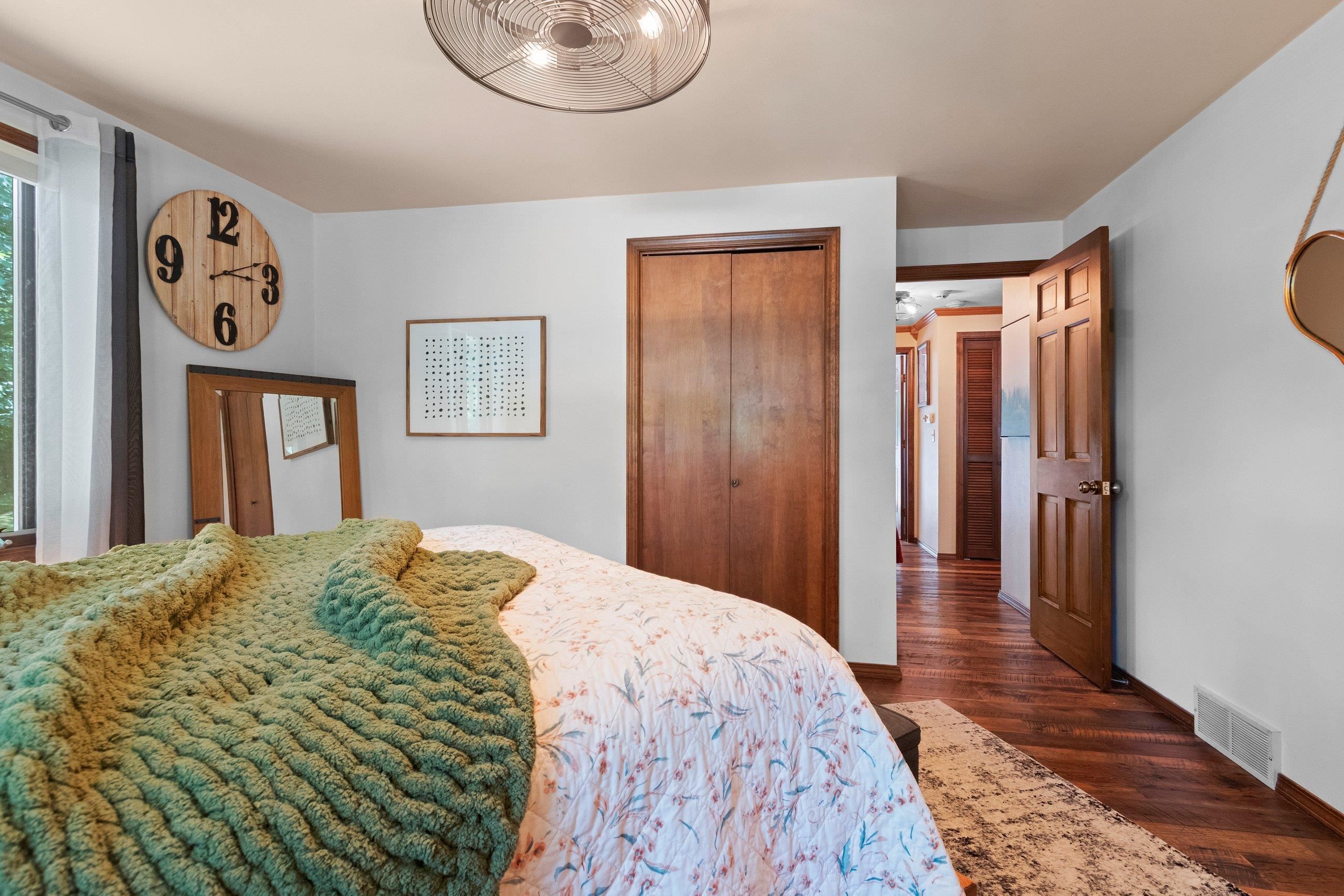 4466 CREEK VALLEY Lane