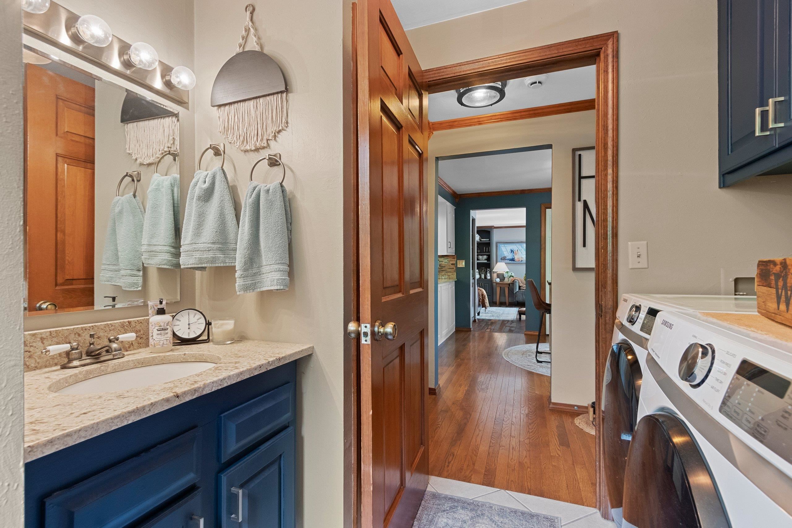 4466 CREEK VALLEY Lane