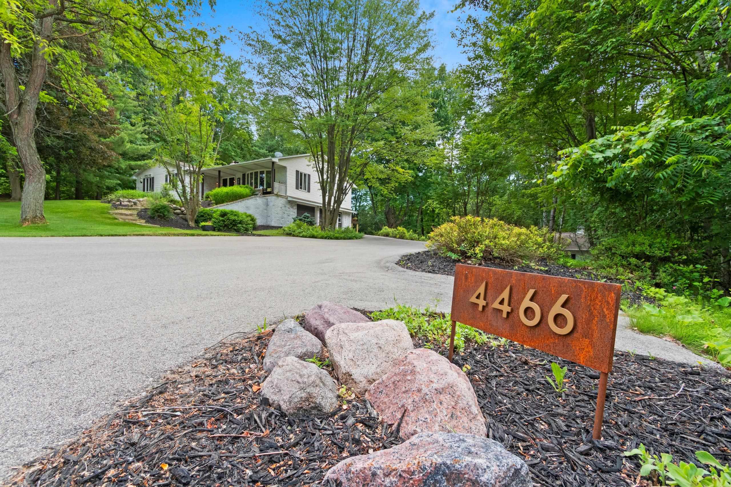 4466 CREEK VALLEY Lane