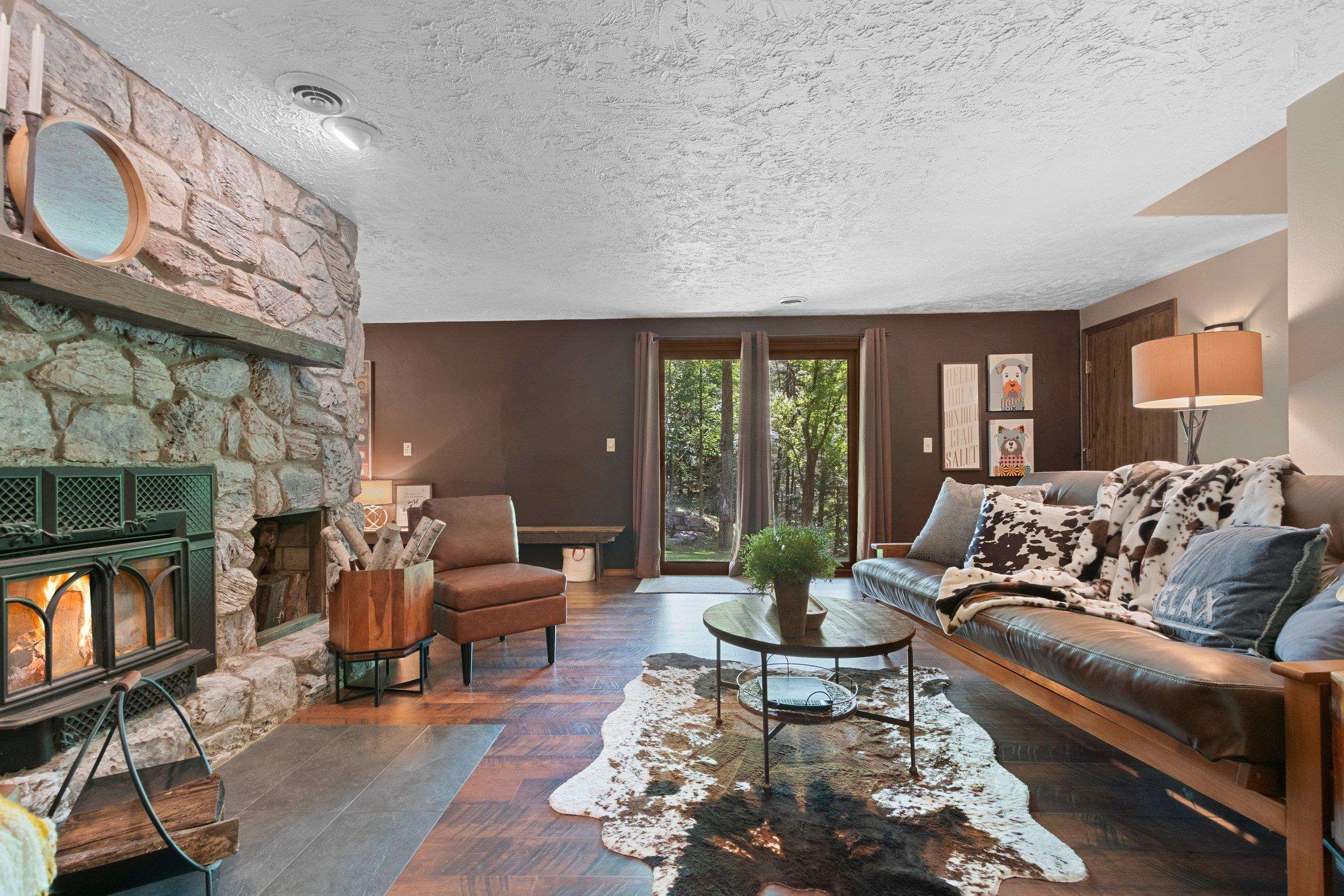 4466 CREEK VALLEY Lane