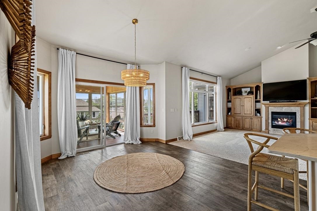 2134 LUXURY Drive