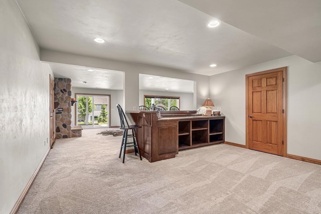 2134 LUXURY Drive