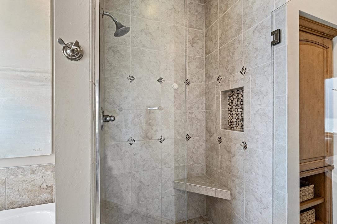 2134 LUXURY Drive