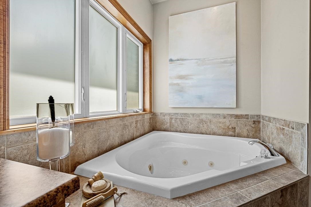 2134 LUXURY Drive